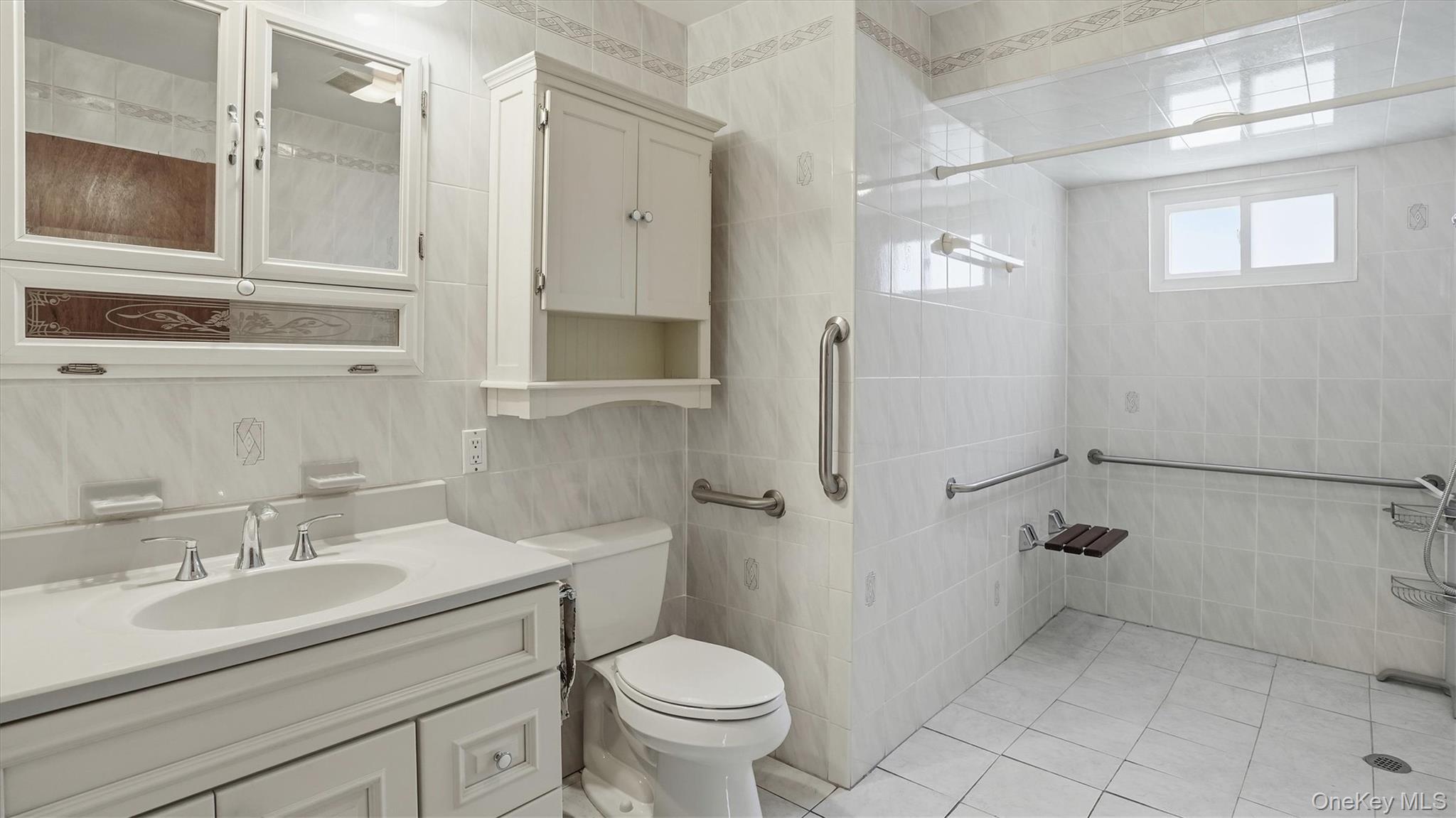 #12 photo, 47 Vincent Road, 롱 아일랜드 Hicksville , NY 11801