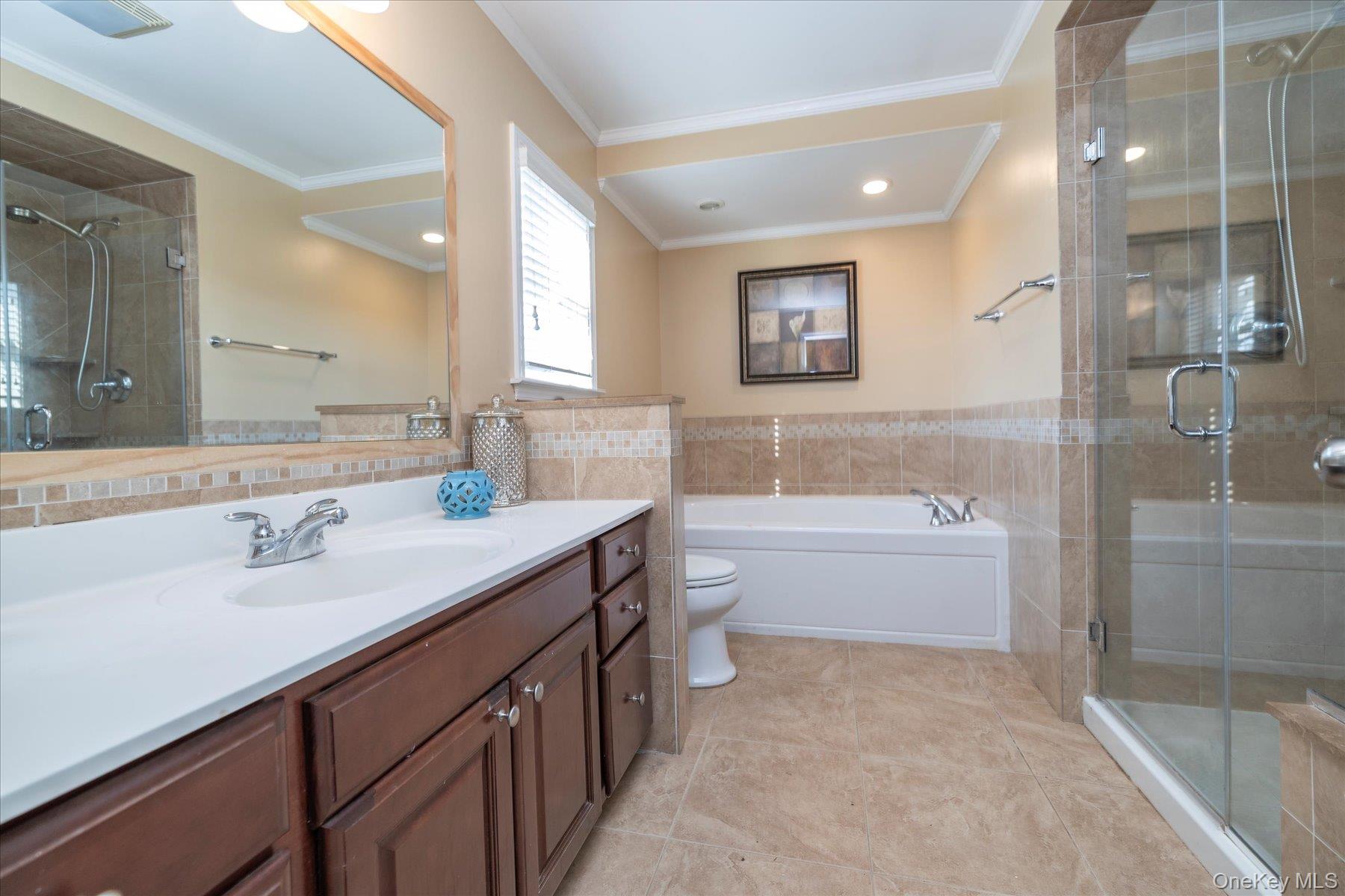 #13 photo, Bellerose, Bellerose , NY 11426