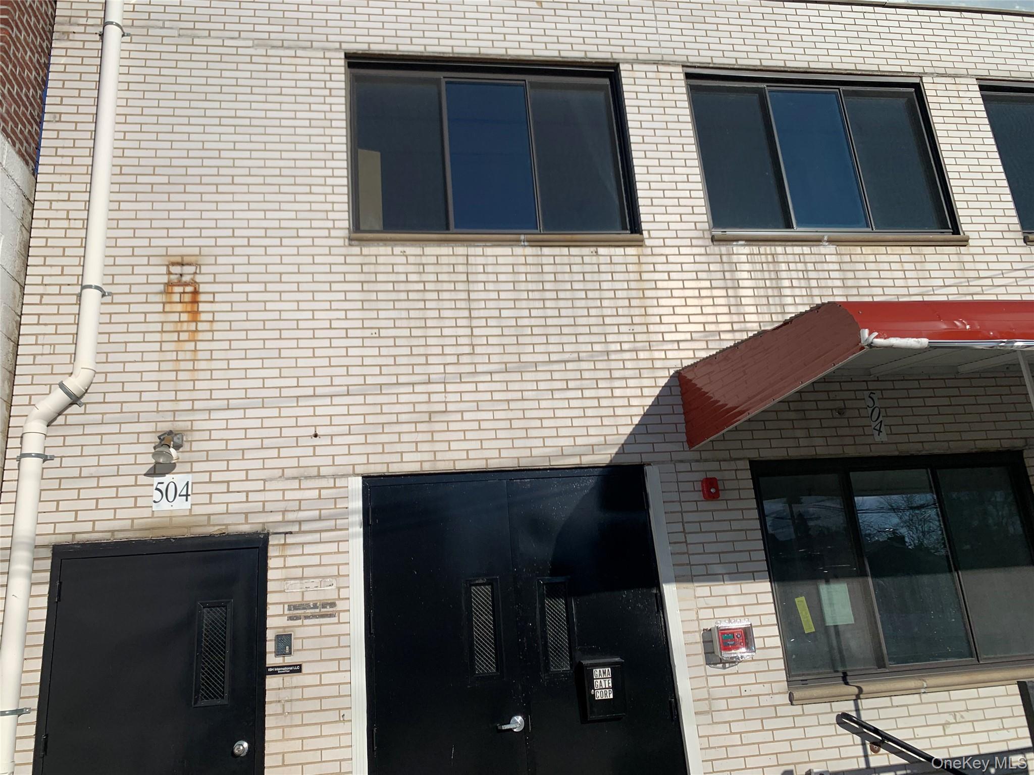 #2 photo, 504 Cherry Lane, 长岛 Floral Park , NY 11001