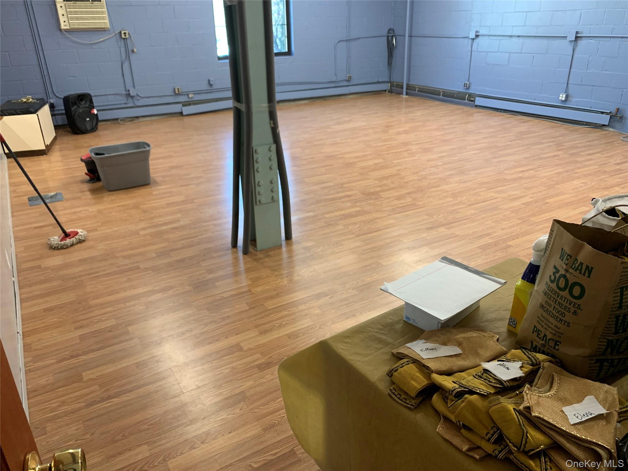 #7 photo, 504 Cherry Lane, 长岛 Floral Park , NY 11001