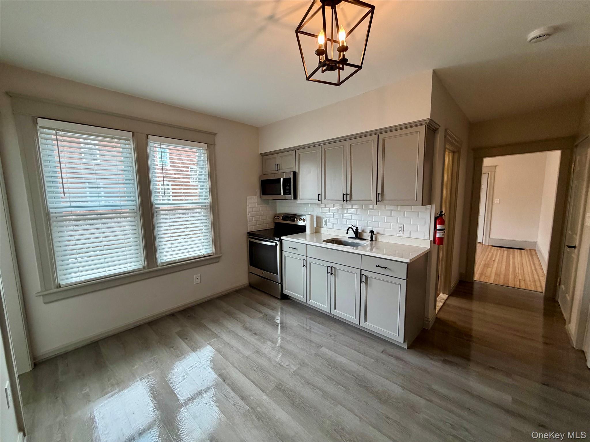 #2 photo, 11 Franklin Street, Poughkeepsie , NY 12601