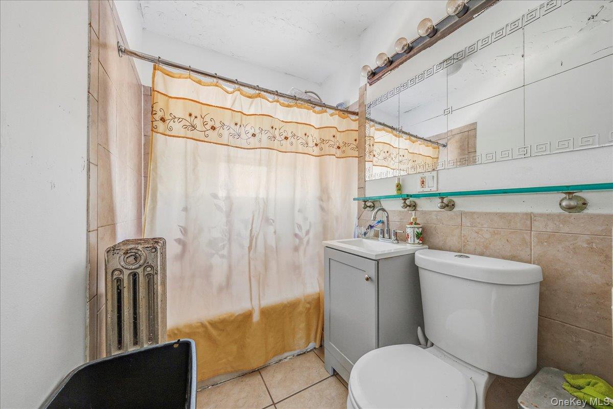 #14 photo, 3220 Bayswater Court, קווינס Far Rockaway , NY 11691