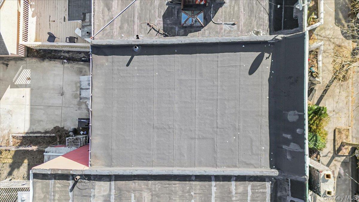 #18 photo, 3220 Bayswater Court, קווינס Far Rockaway , NY 11691