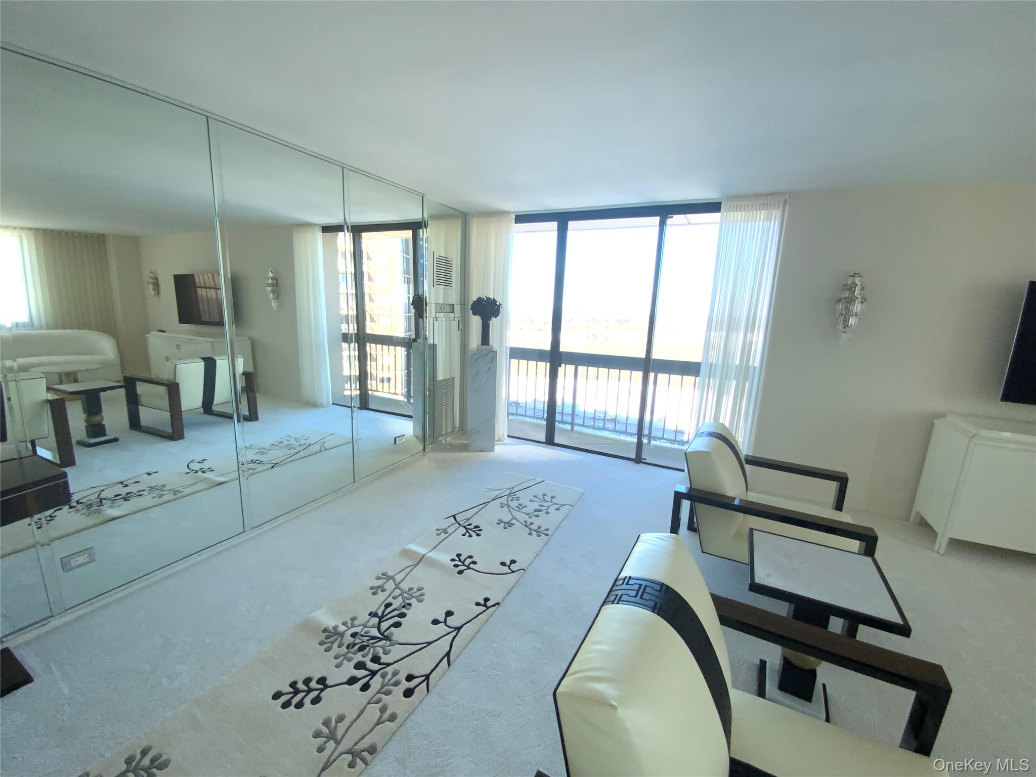 #8 photo, 27010 Grand Central Parkway, Куинс ‖ Floral Park , NY 11005