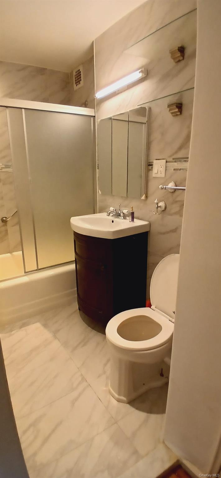 #3 photo, 50-15 39th Street, कुईंस Sunnyside , NY 11104