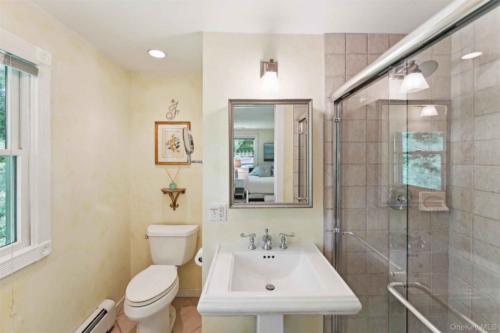 #19 photo, 9 White Oak Lane, מחוז סאפוק Westhampton , NY 11977