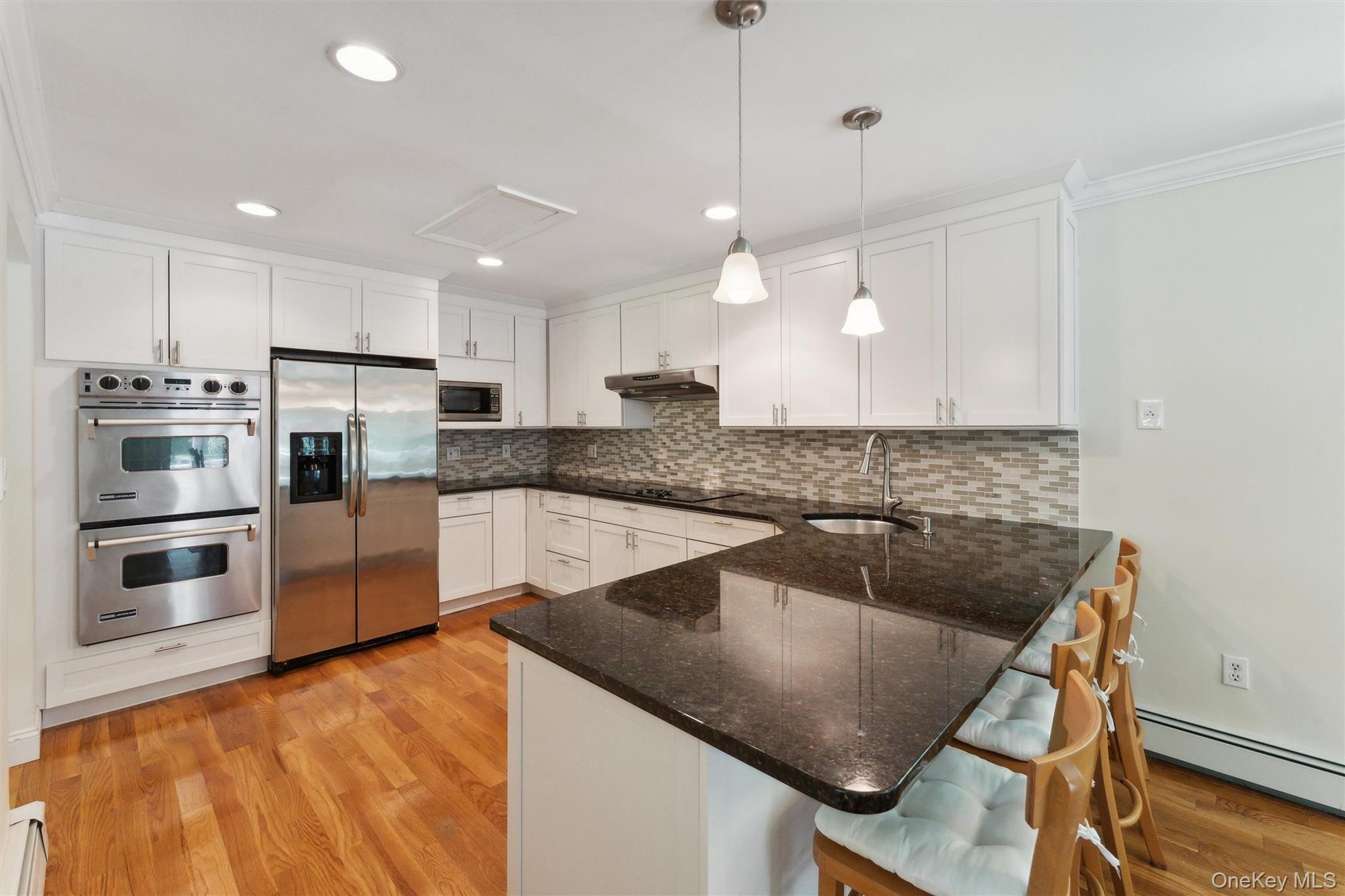 #7 photo, 9 White Oak Lane, מחוז סאפוק Westhampton , NY 11977