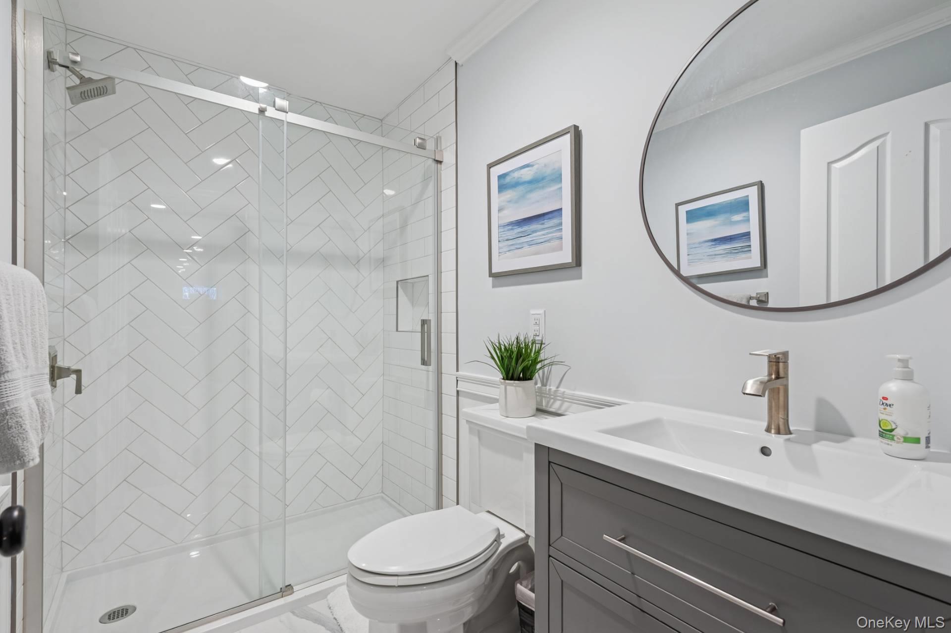 #20 photo, 47 Bathing Beach Road, 롱 아일랜드 Southampton , NY 11968