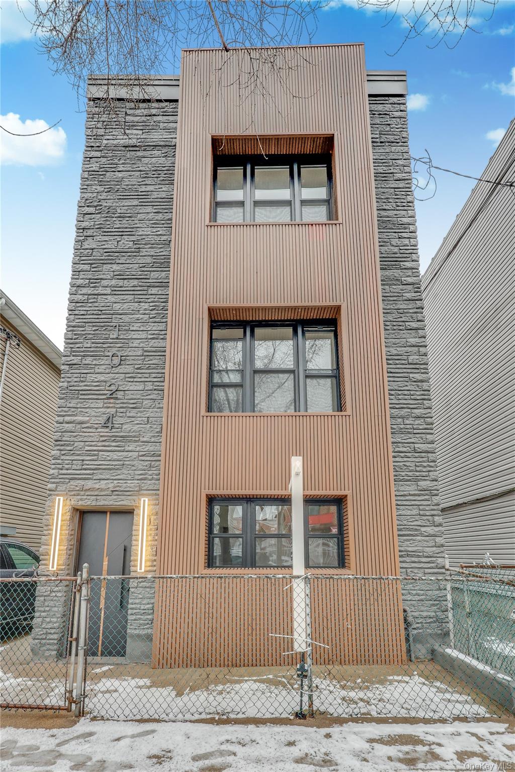 #1 photo, 1024 East 226 Street, הברונקס Bronx , NY 10466