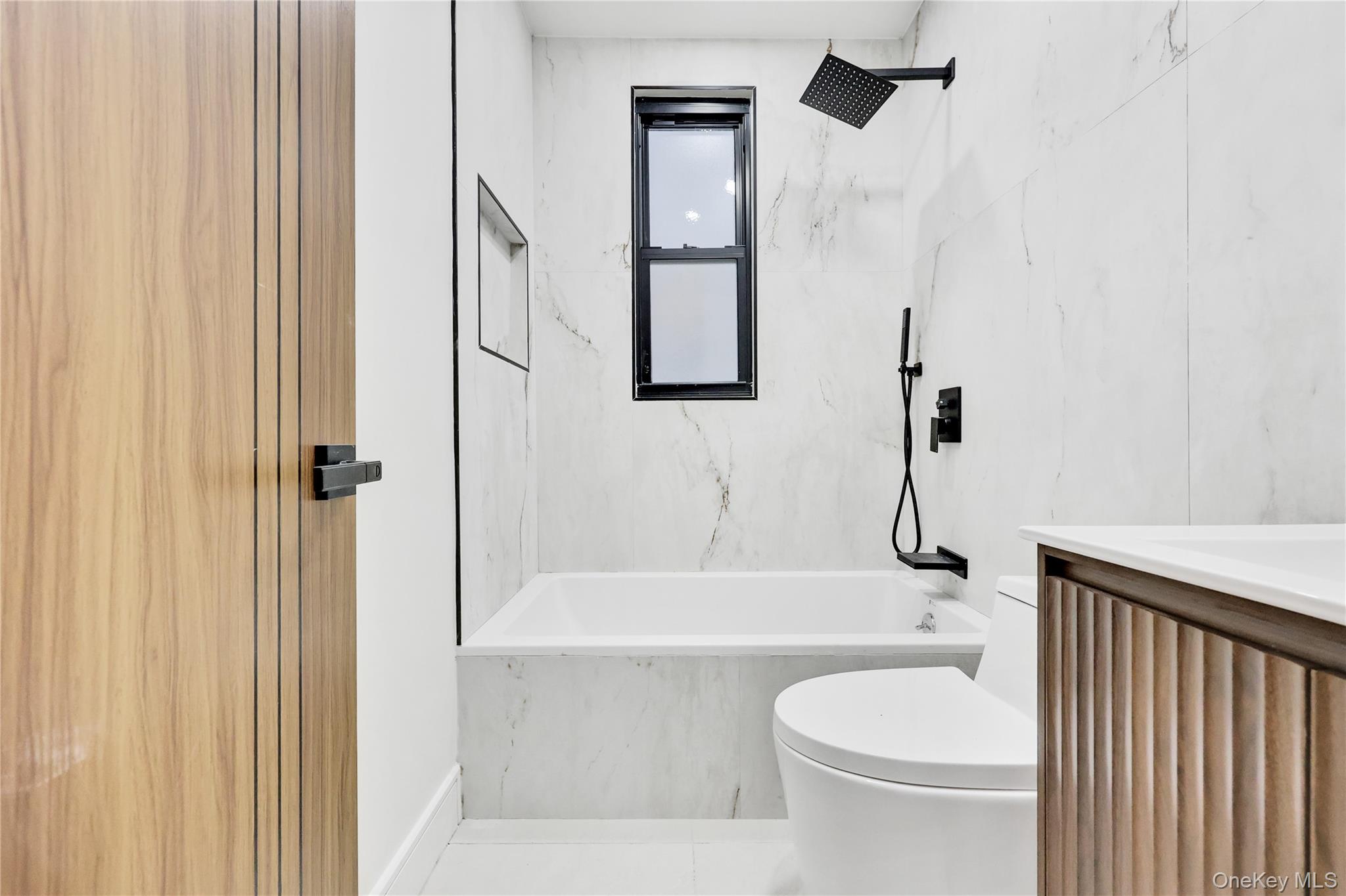 #20 photo, 1024 East 226 Street, Bronx , NY 10466