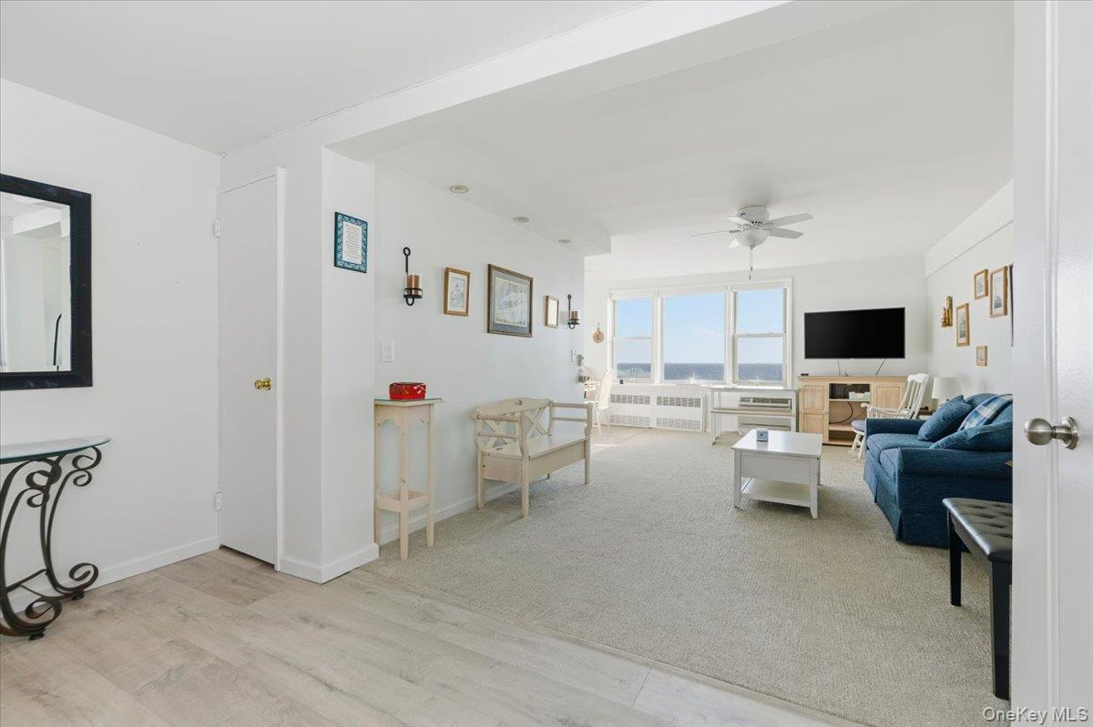 #5 photo, 560 W Broadway, Long Beach , NY 11561