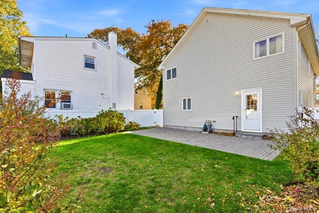 #6 photo, 11 7th Street, מחוז נסאו Bayville , NY 11709