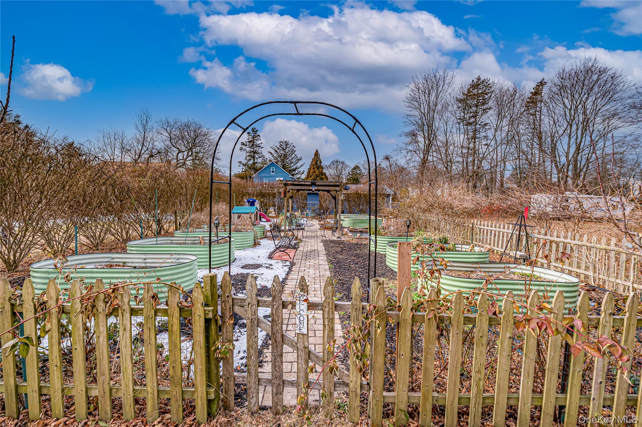 #9 photo, 1451 Locust Avenue, Bohemia , NY 11716