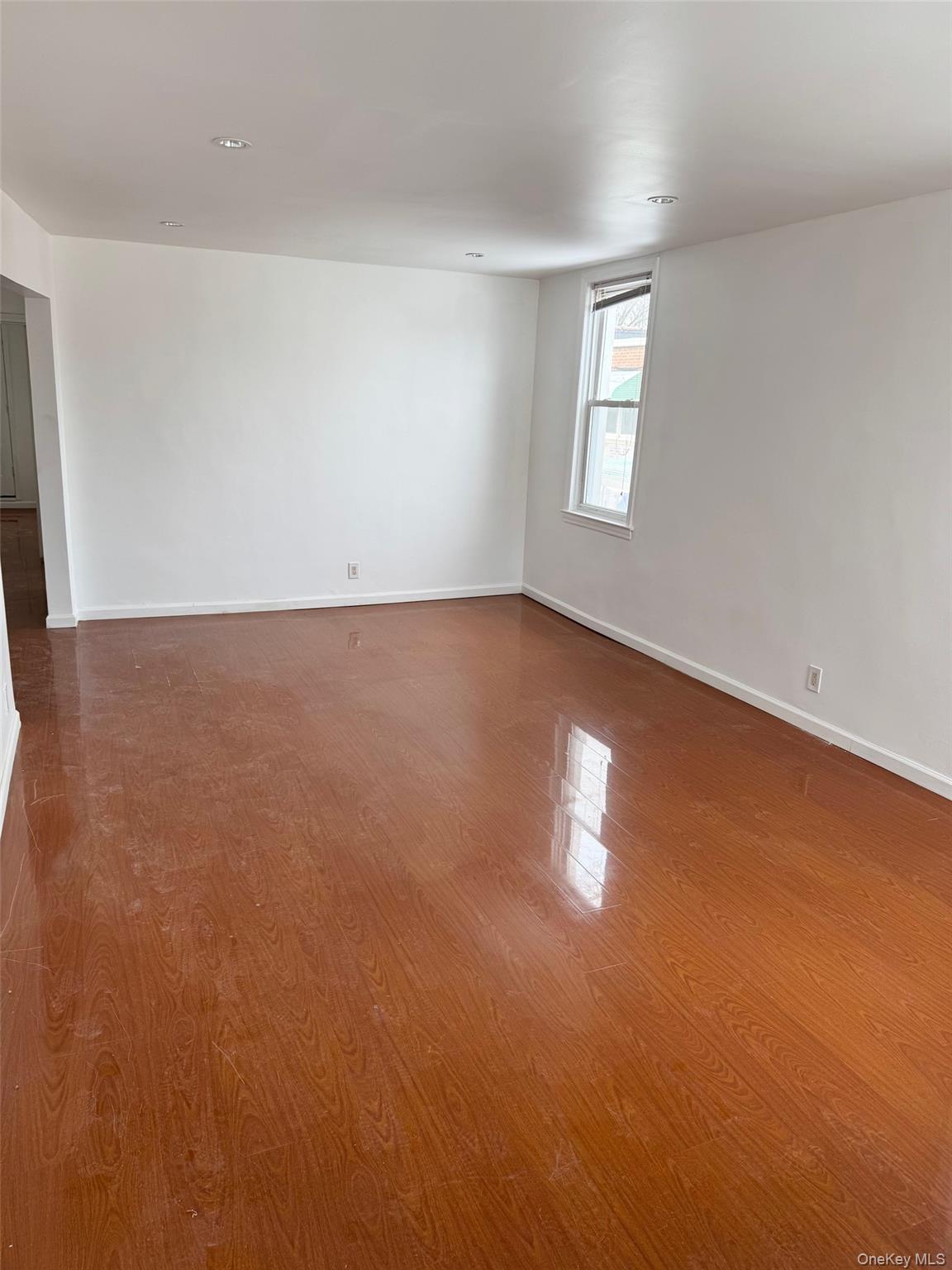 #6 photo, 8762 Little Neck Parkway, Floral Park , NY 11001