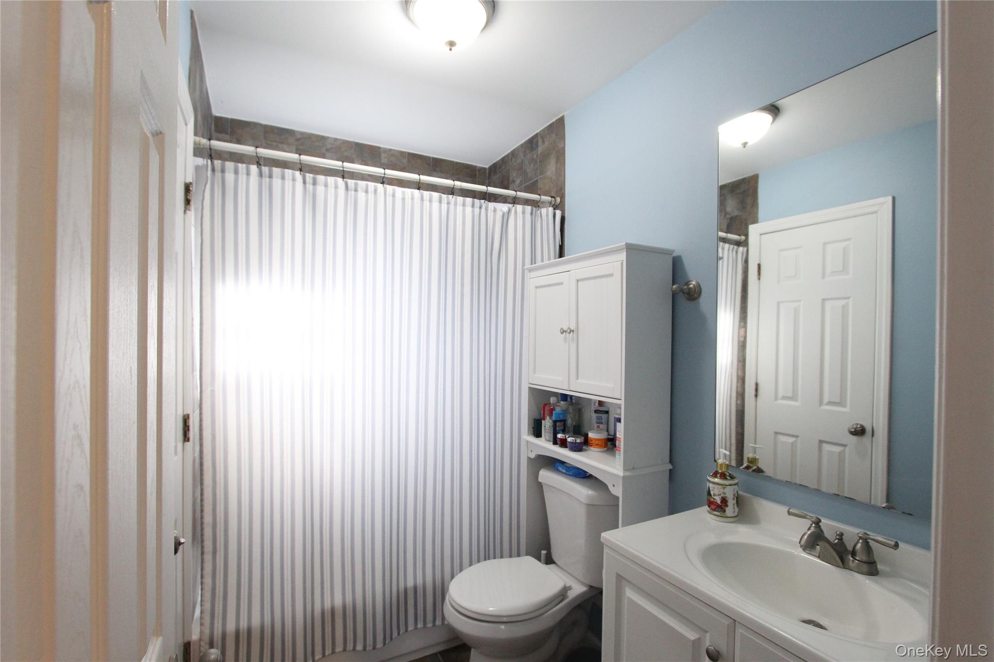 #10 photo, 275 Railroad Avenue, सफ़ोक काउंटी Center Moriches , NY 11934