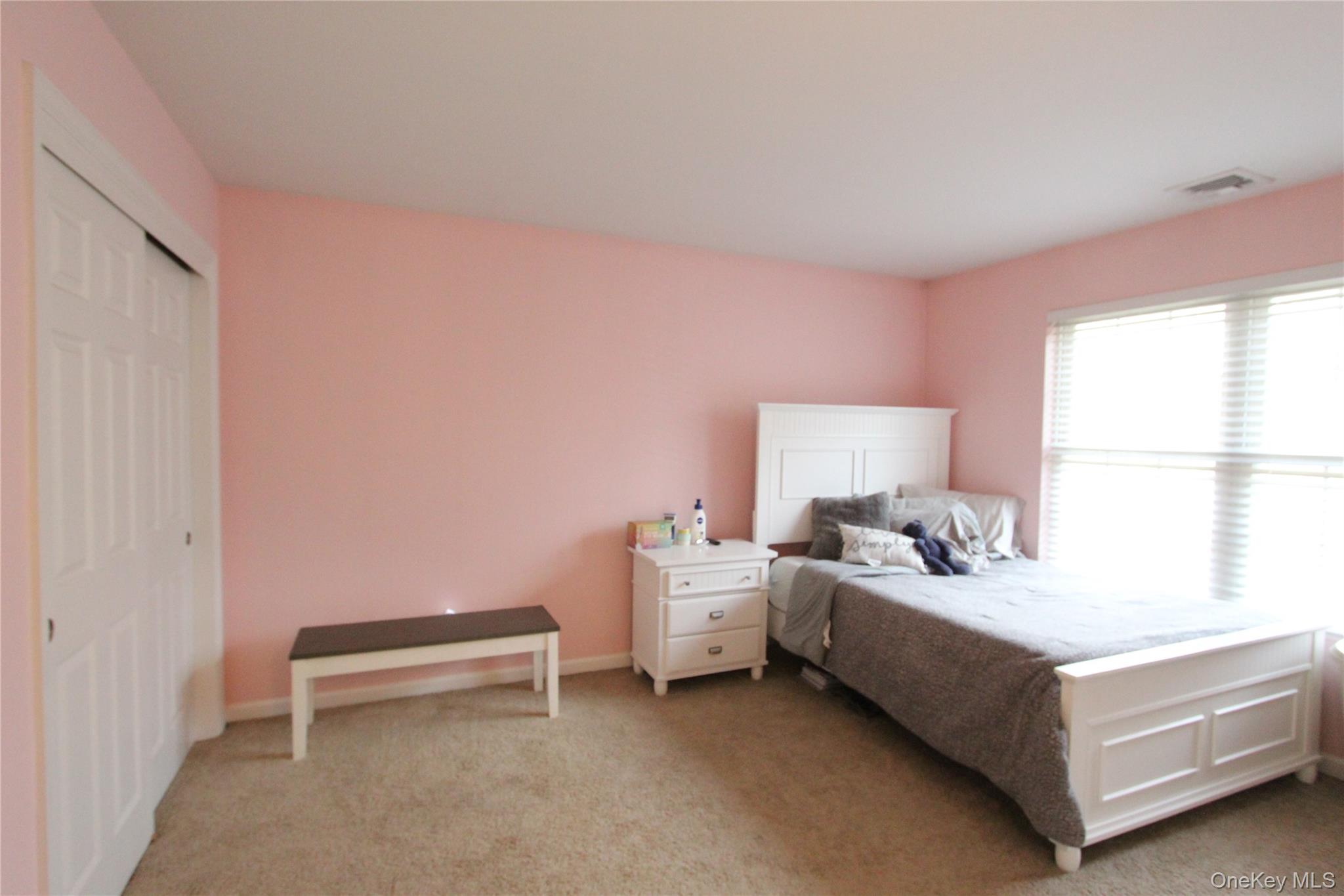 #14 photo, 275 Railroad Avenue, सफ़ोक काउंटी Center Moriches , NY 11934