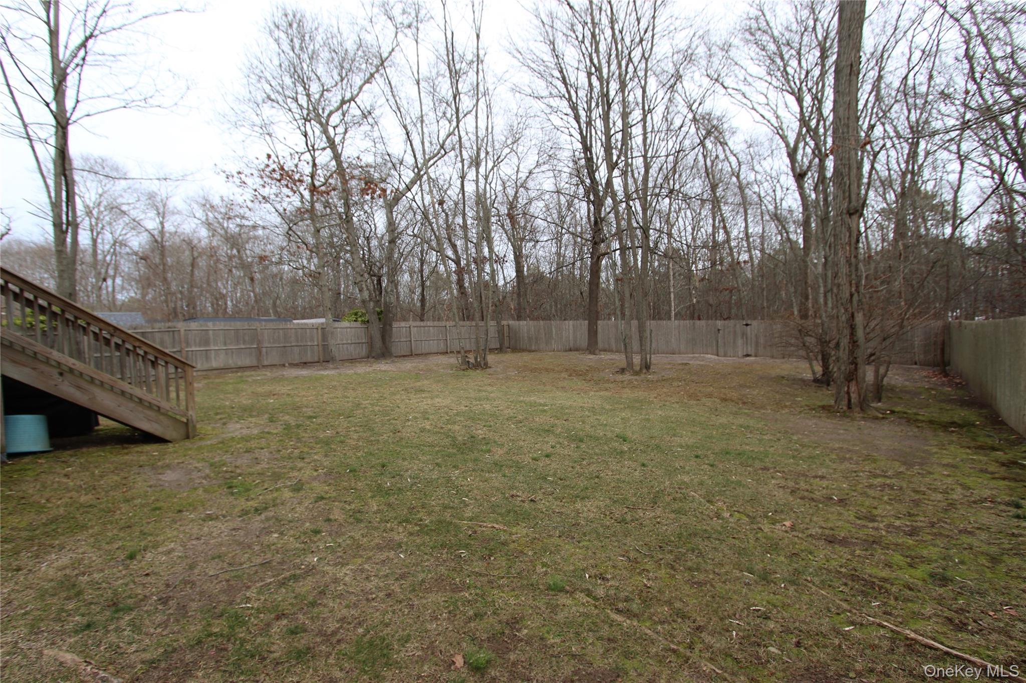 #20 photo, 275 Railroad Avenue, सफ़ोक काउंटी Center Moriches , NY 11934