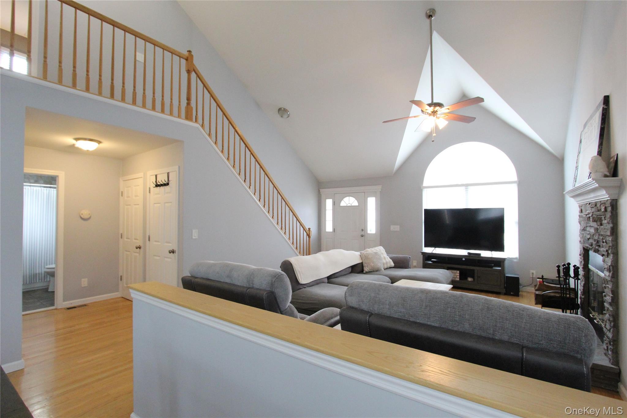 #5 photo, 275 Railroad Avenue, सफ़ोक काउंटी Center Moriches , NY 11934