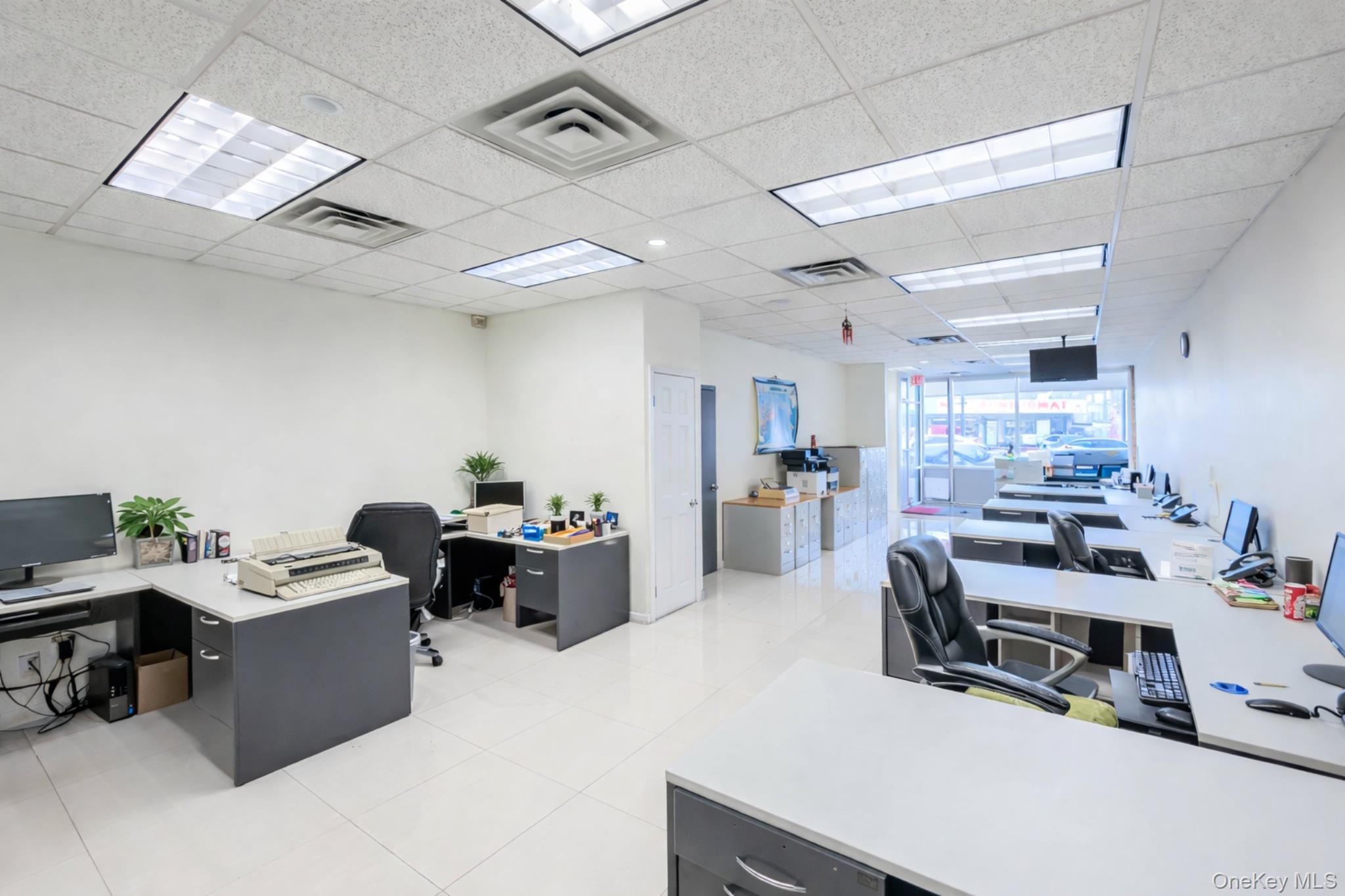 #3 photo, 14610 Rockaway Boulevard, 뉴욕퀸즈 Jamaica , NY 11436