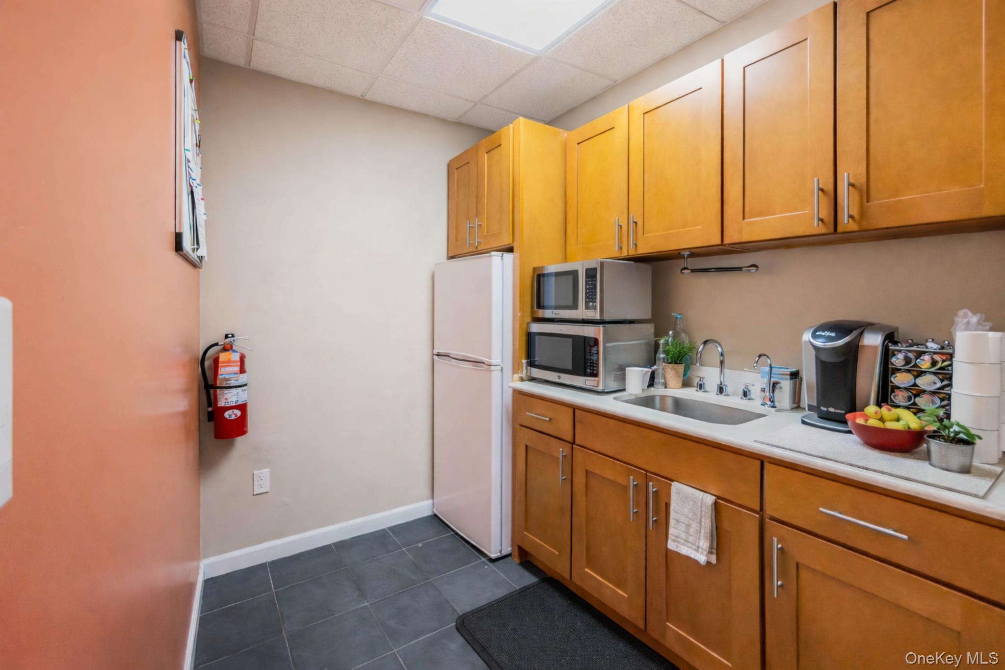 #4 photo, 14610 Rockaway Boulevard, 뉴욕퀸즈 Jamaica , NY 11436