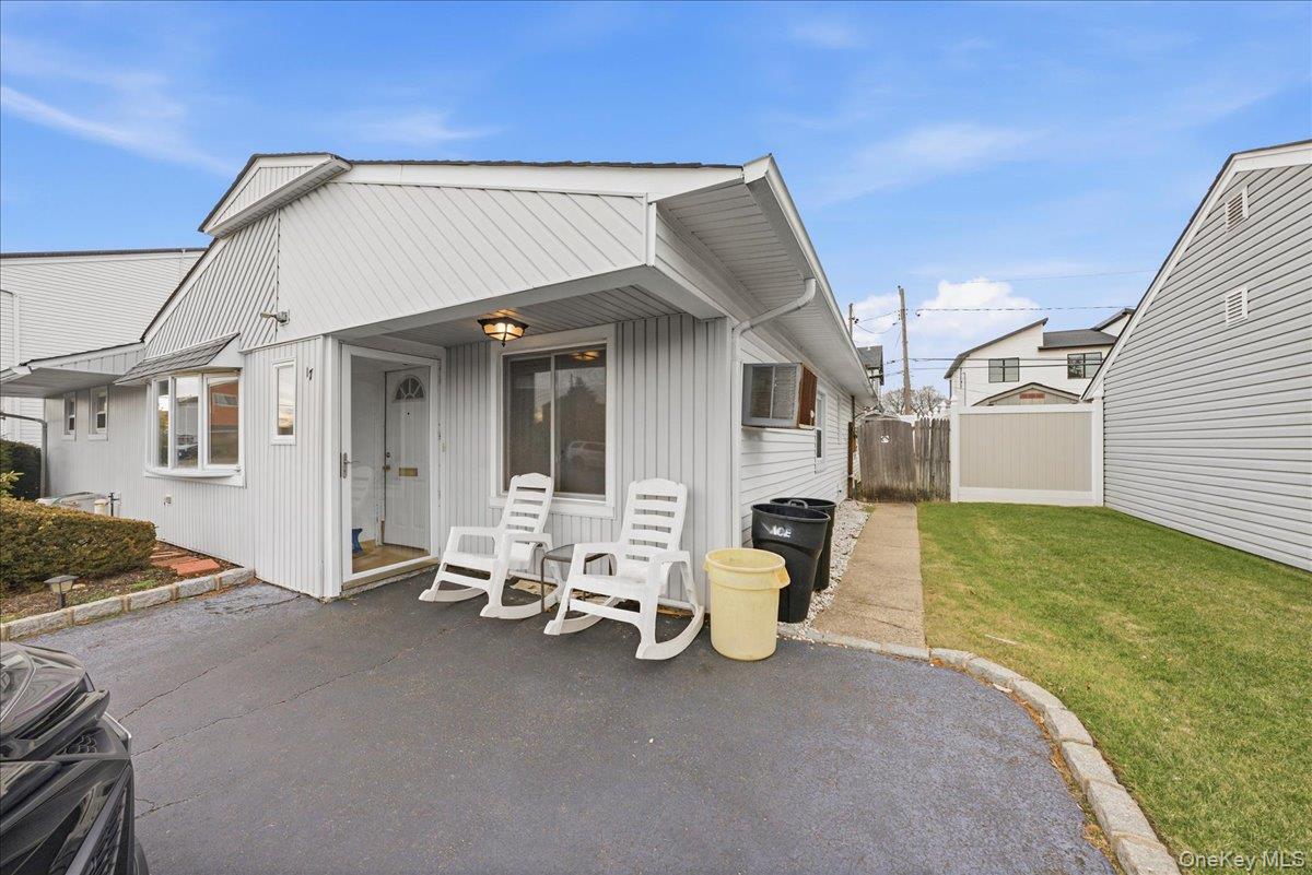 #3 photo, 17 Wilson Lane, מחוז נסאו Bethpage , NY 11714