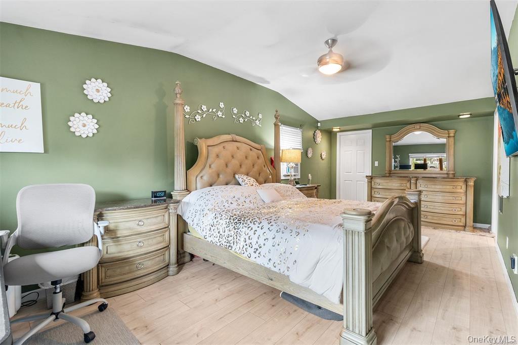 #5 photo, 71 Hunter Lane, Centereach , NY 11720