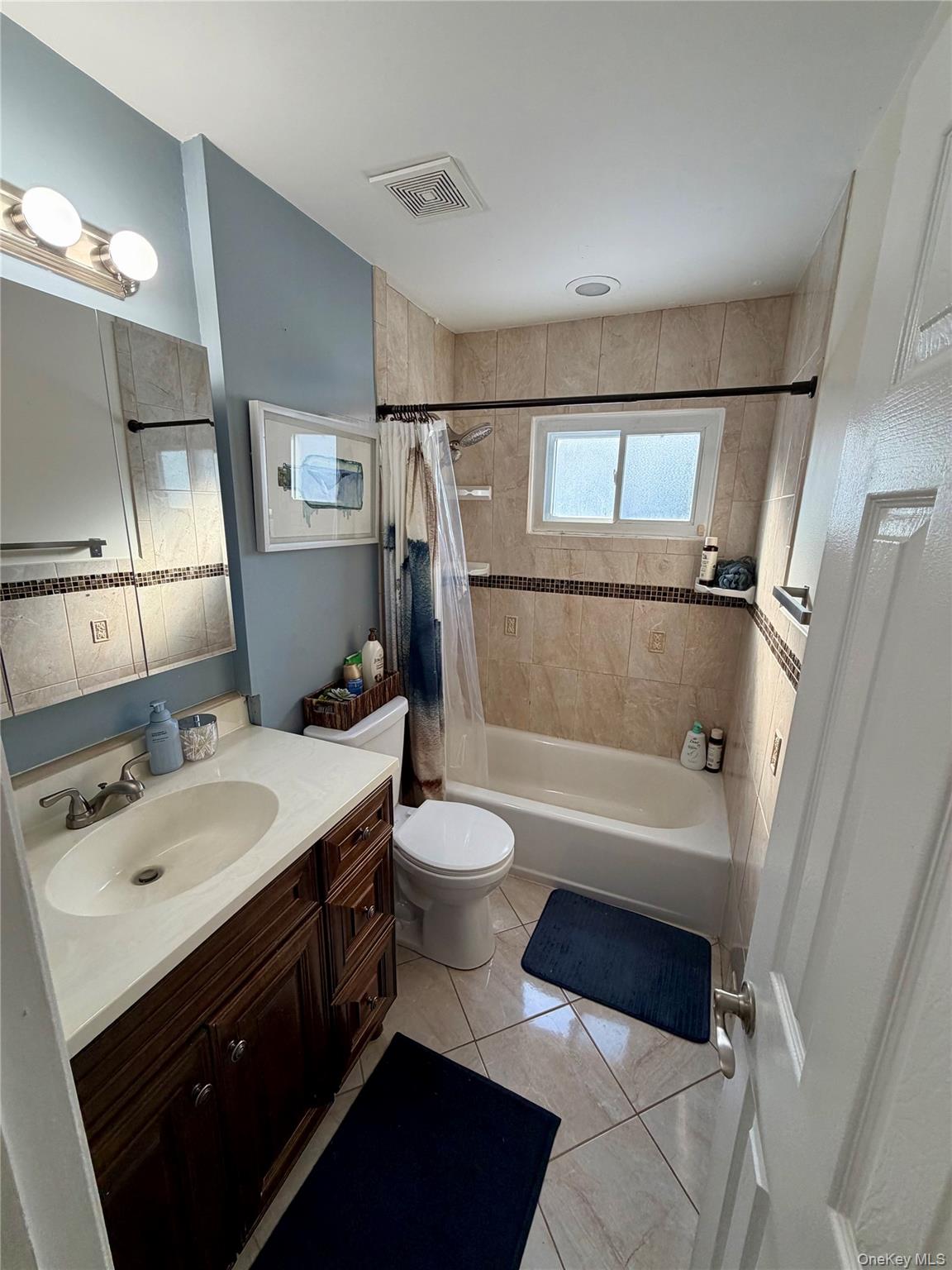 #7 photo, 71 Hunter Lane, Centereach , NY 11720