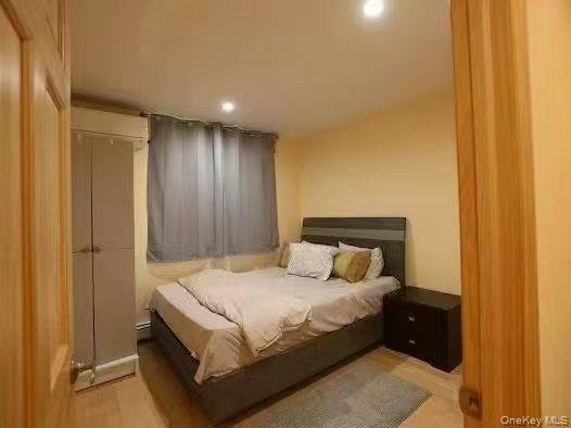 #6 photo, 50-48 46th Street, कुईंस Woodside , NY 11377