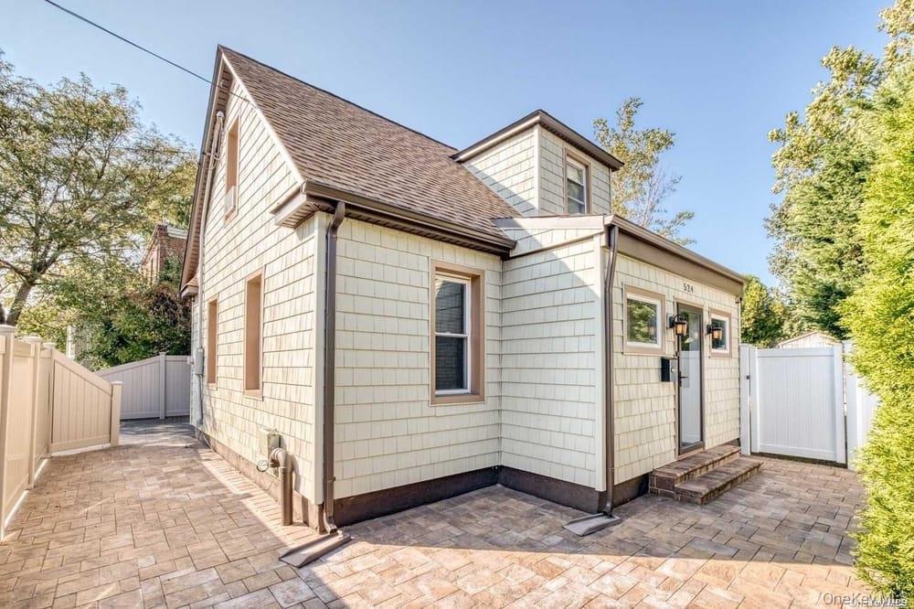 #1 photo, 524 Central Avenue, 롱 아일랜드 Bethpage , NY 11714