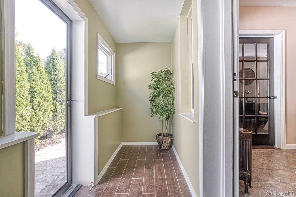 #5 photo, 524 Central Avenue, 롱 아일랜드 Bethpage , NY 11714