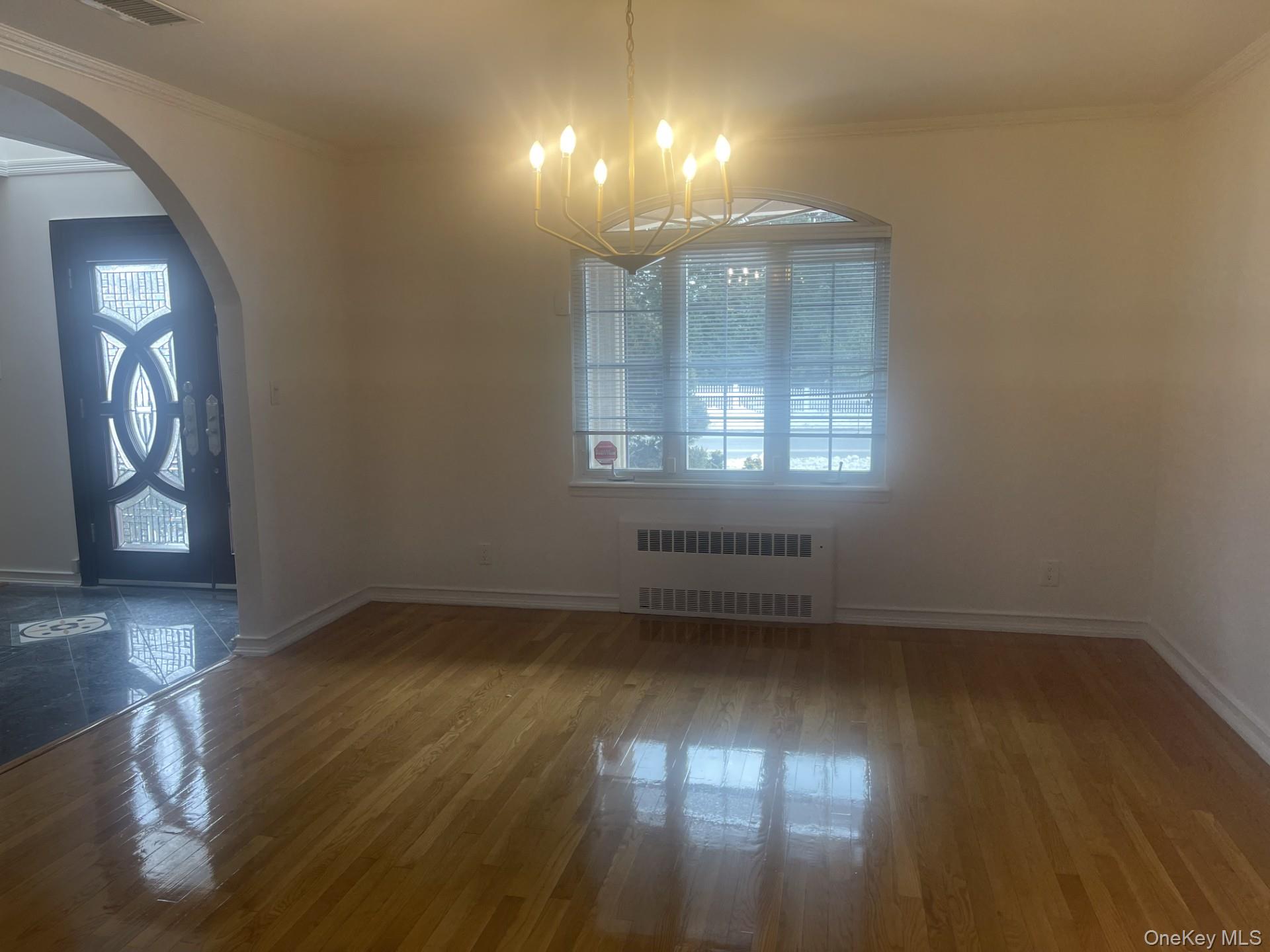 #5 photo, 314 Main St, East Rockaway , NY 11518