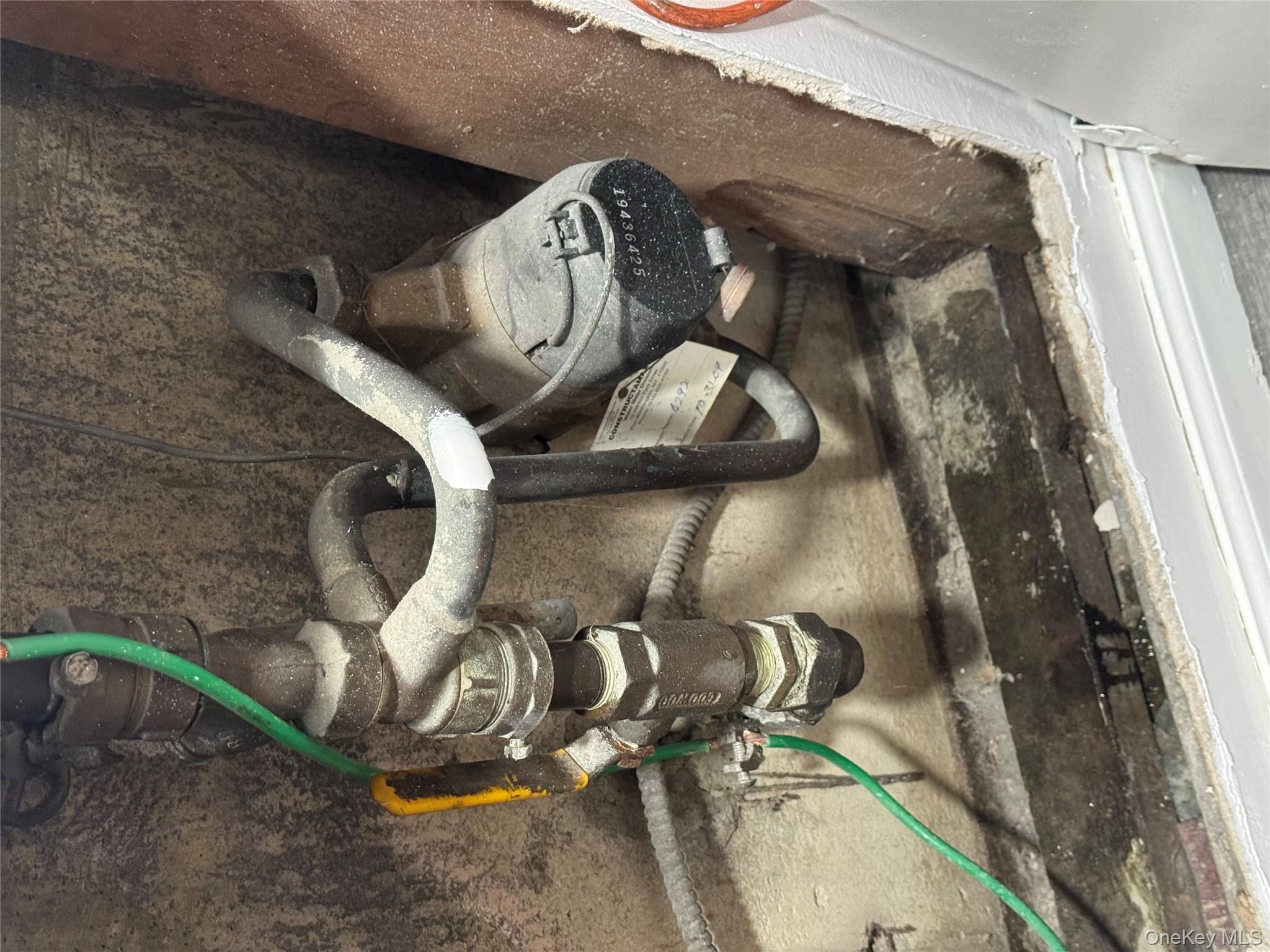 #18 photo, 17128 103rd Road, Jamaica , NY 11433