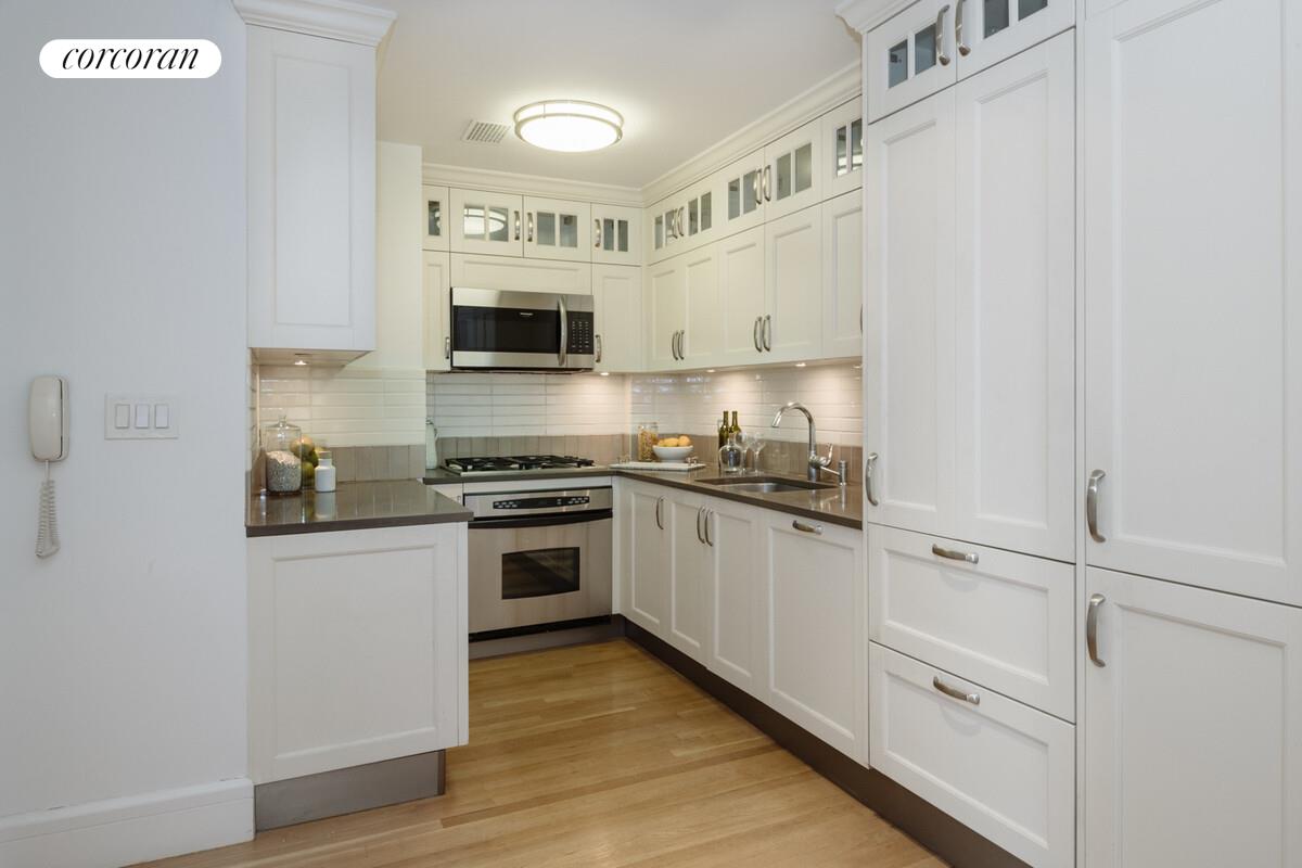 #4 photo, New York City, מנהטן Upper West Side , NY 10023