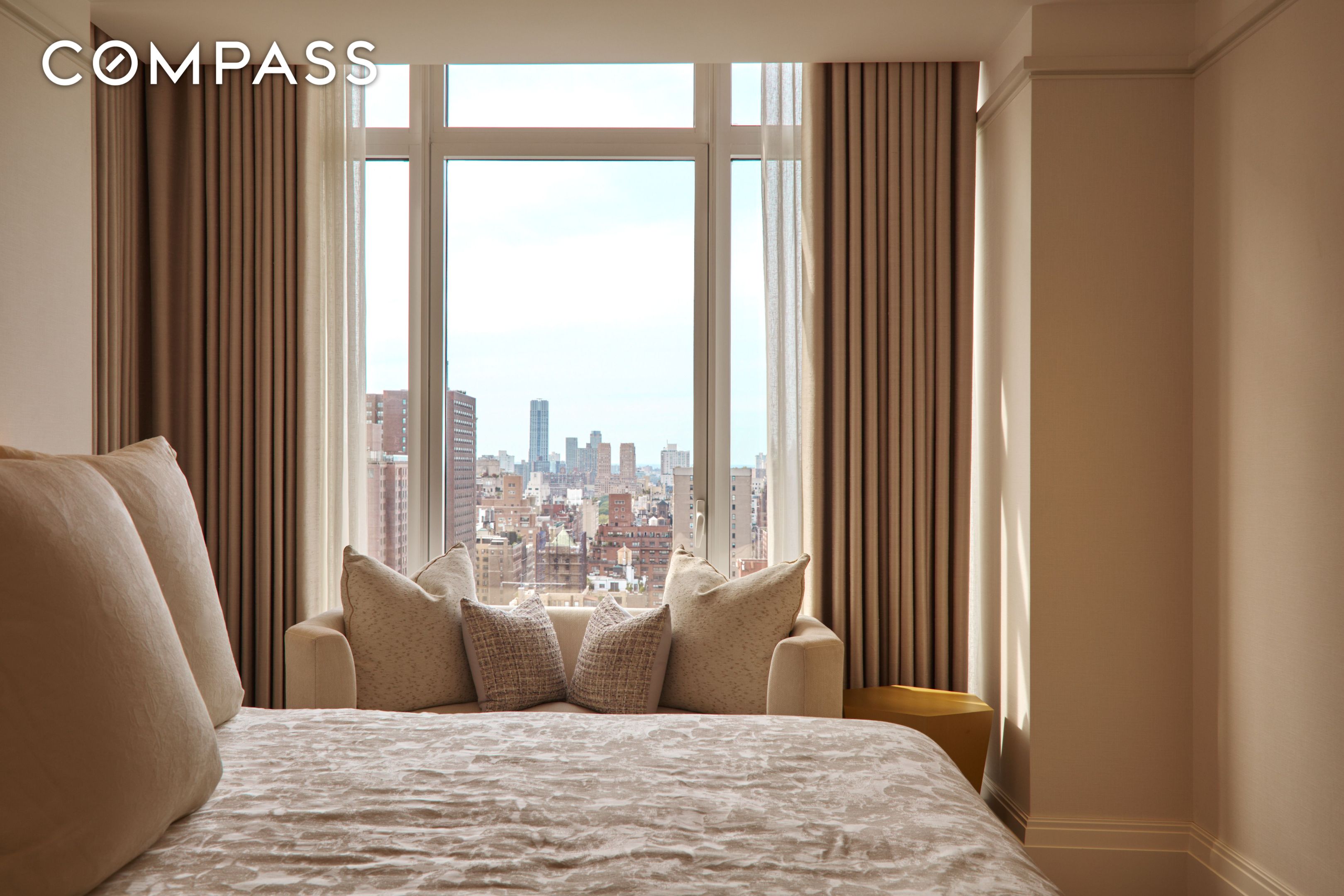 #13 photo, 1355 1st Avenue, 맨해튼 Lenox Hill , NY 10021