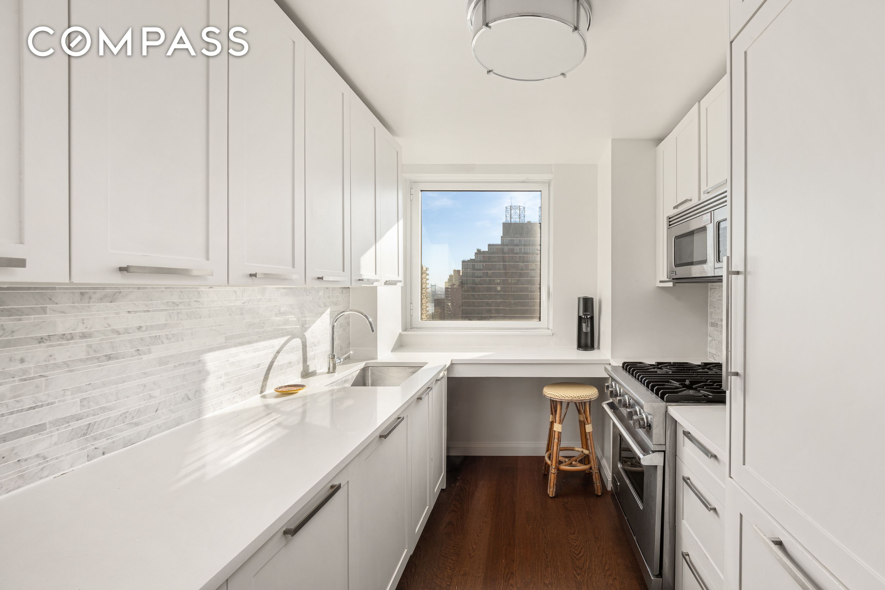 #6 photo, 200 E 94th Street, Upper East Side , NY 10128