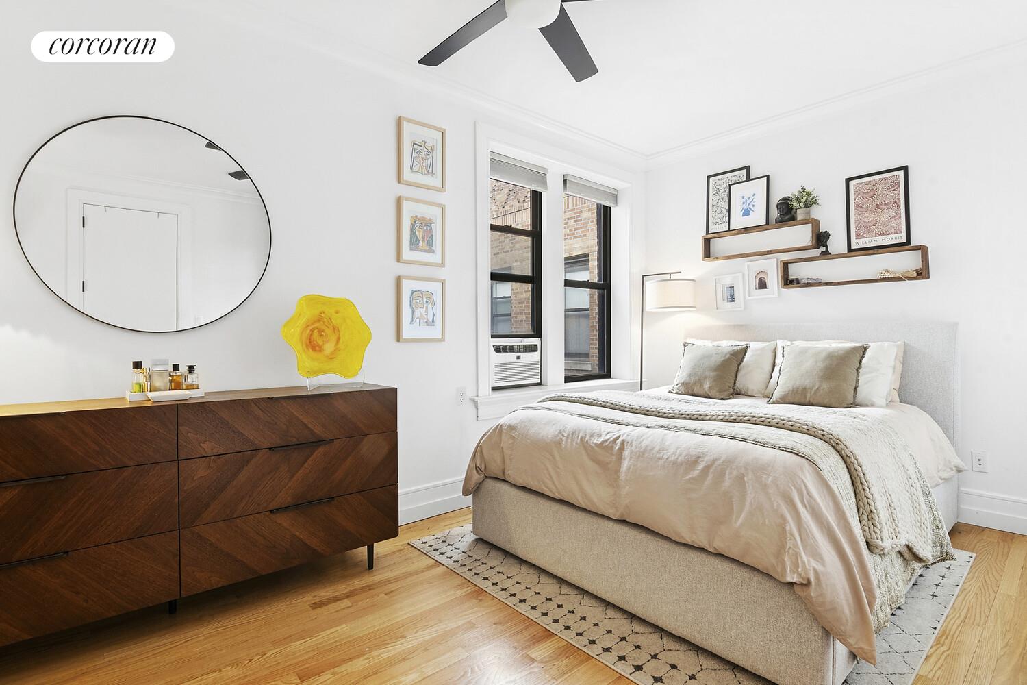 #5 photo, Astoria, कुईंस Astoria , NY 11103