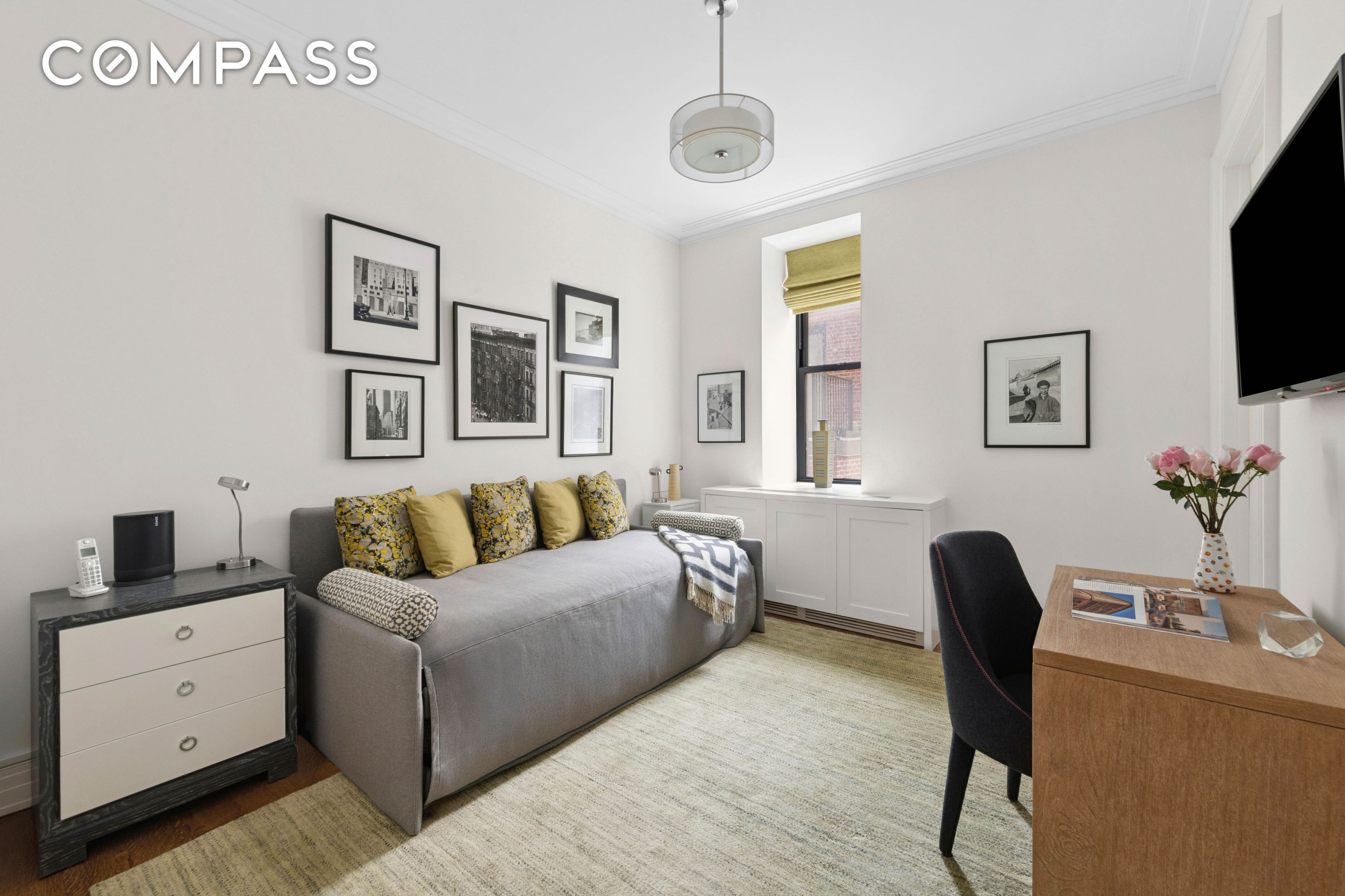 #8 photo, 235 W 75th Street, 맨해튼 Upper West Side , NY 10023