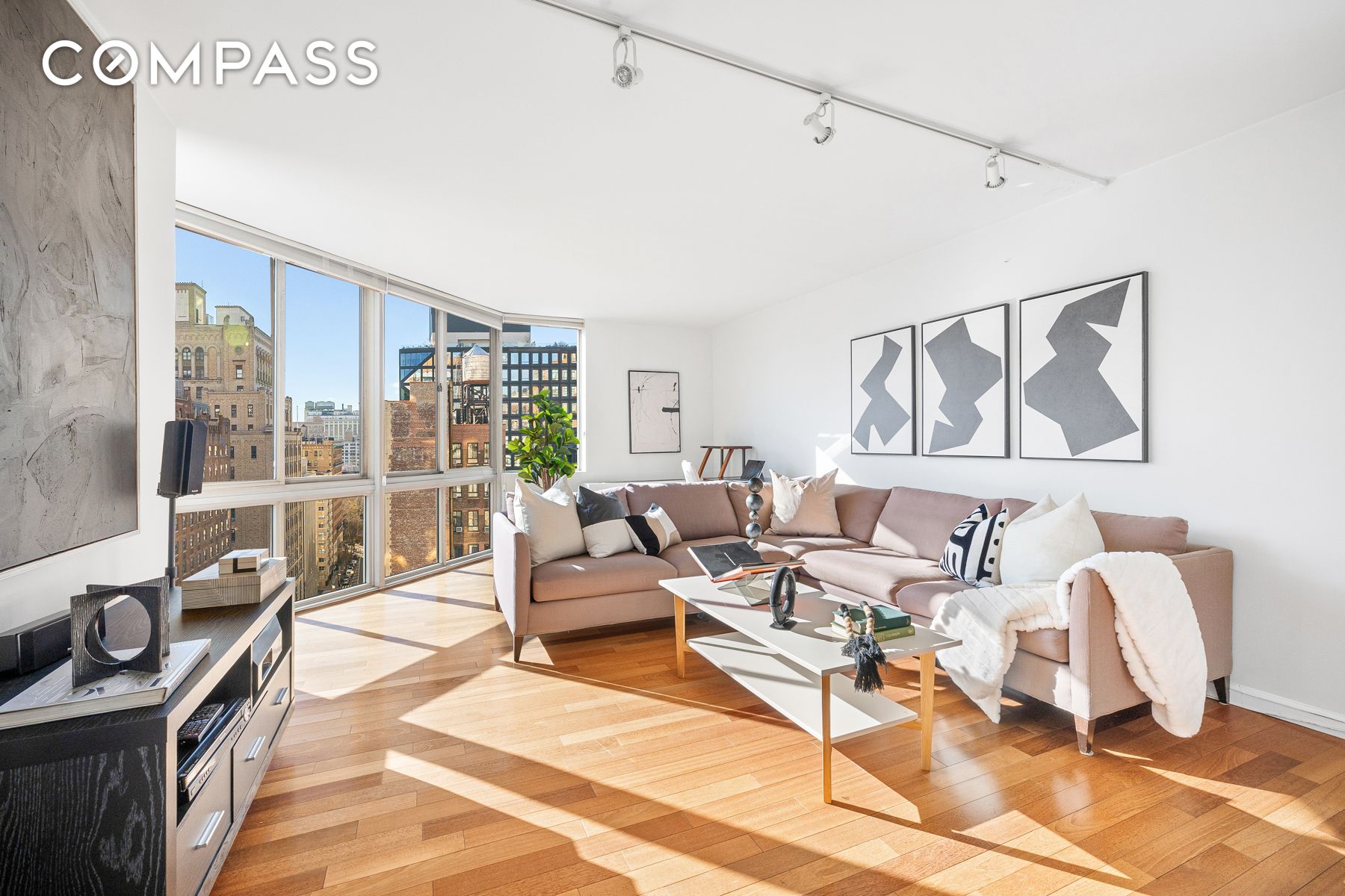 #3 photo, 50 Lexington Avenue, Flatiron , NY 10010