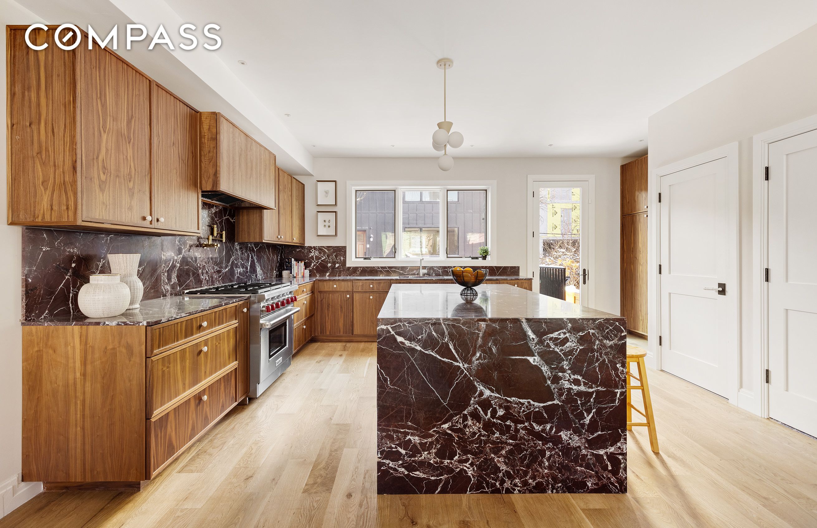 #4 photo, 91 Dikeman Street, ब्रुकलीन Red Hook , NY 11231