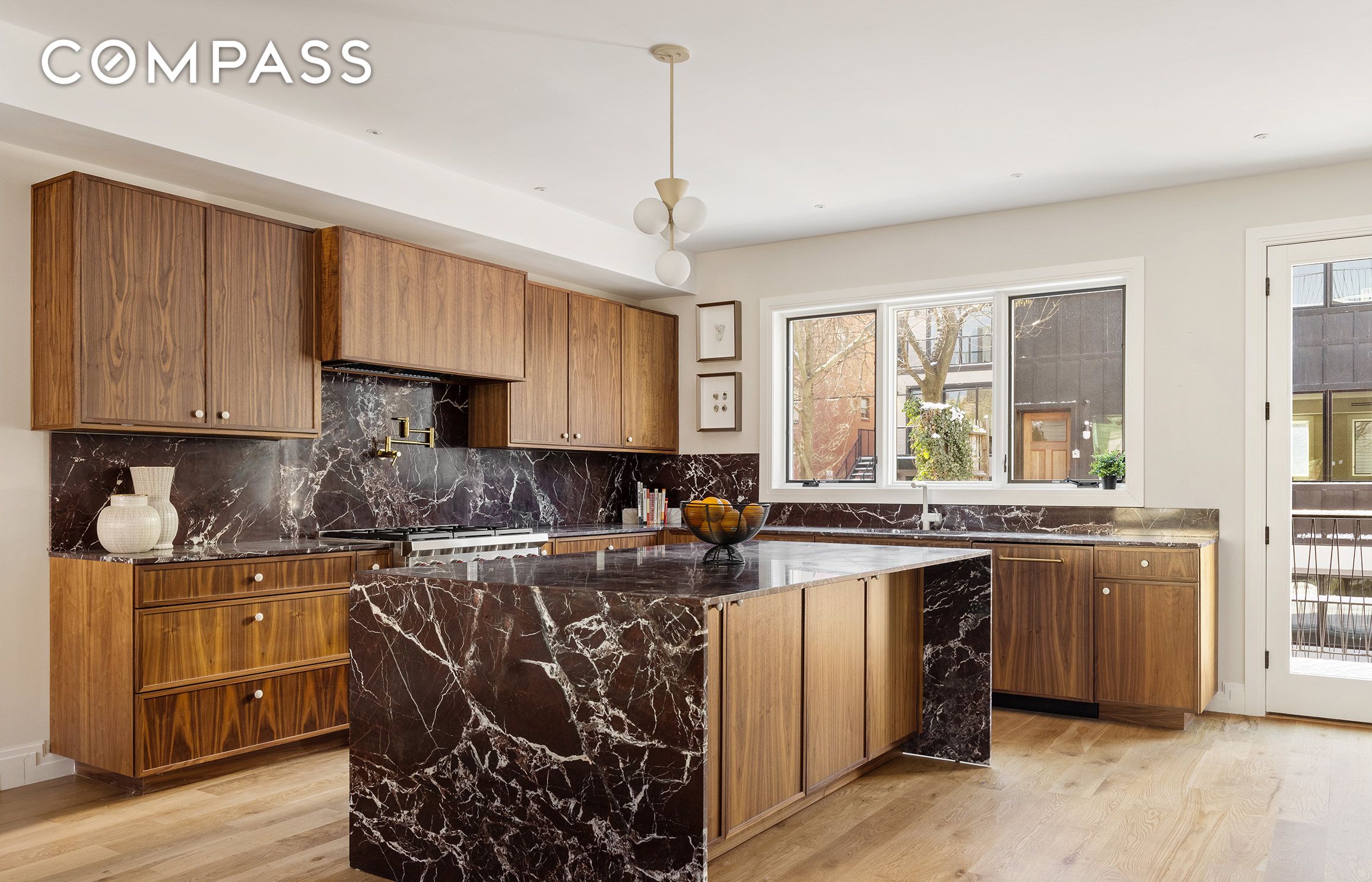 #5 photo, 91 Dikeman Street, ब्रुकलीन Red Hook , NY 11231