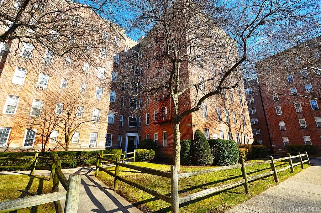 #5 photo, 796 Bronx River Road, Бронкс ‖ Bronxville , NY 10708