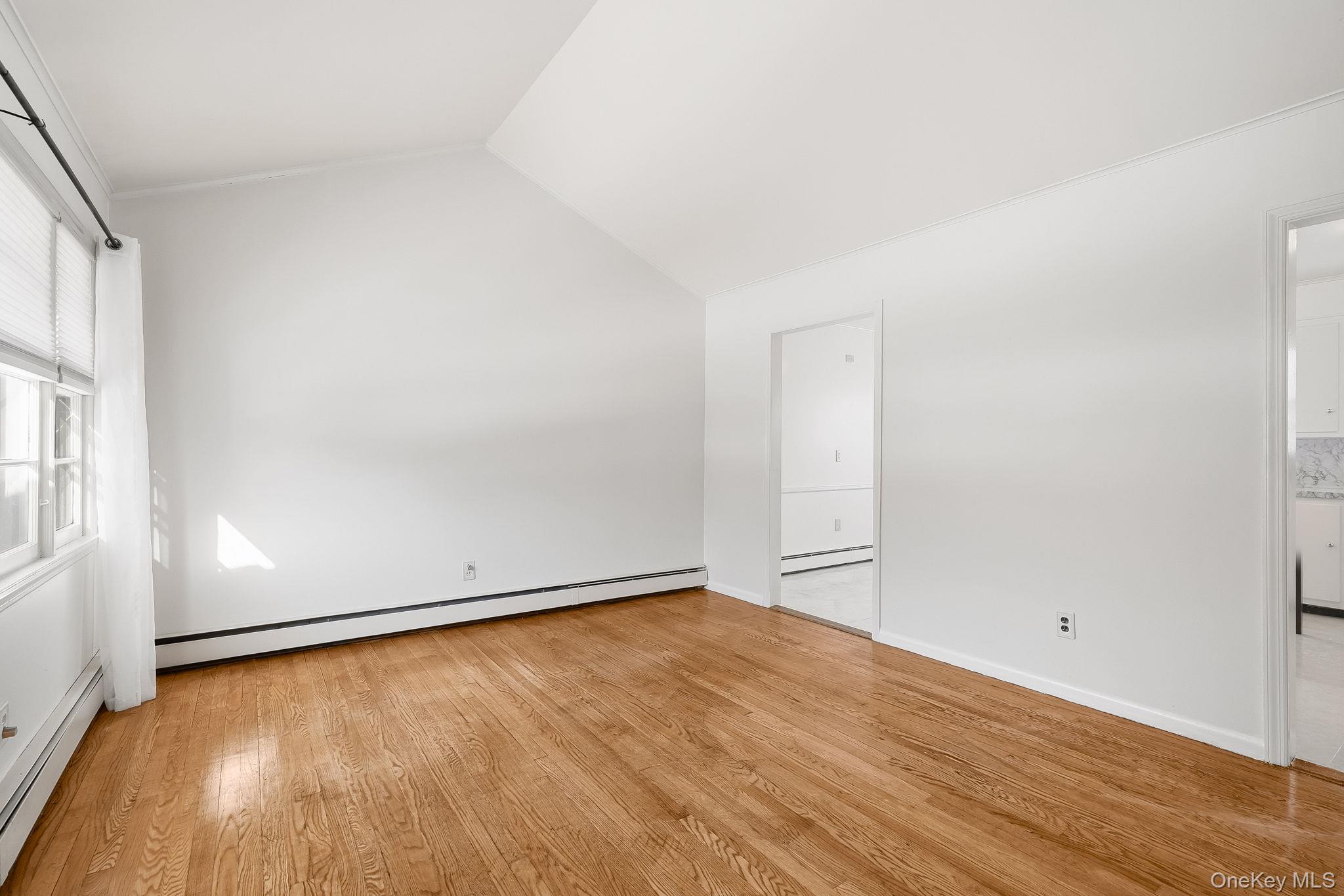 #6 photo, 409 Fenimore Road, Mamaroneck , NY 10543