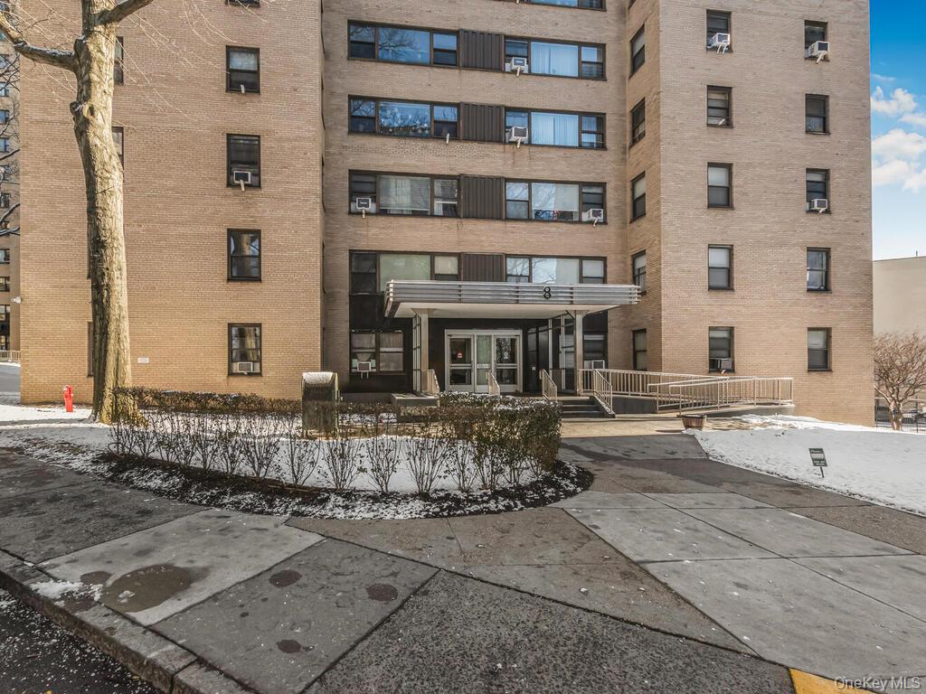 #9 photo, 8 Fordham Hill Oval, Бронкс ‖ Bronx , NY 10468