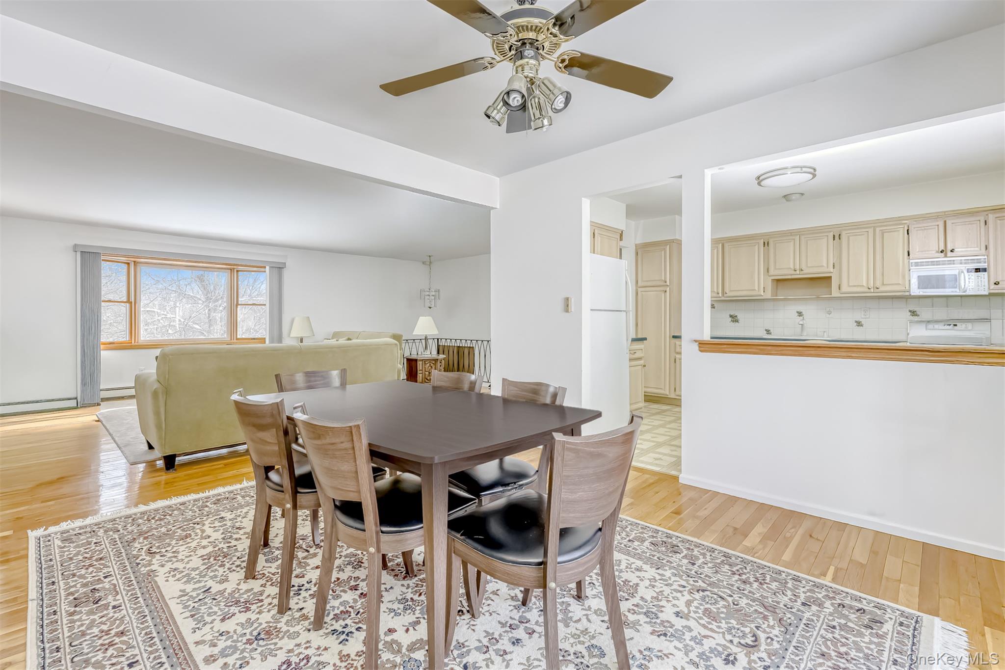 #6 photo, 11 Pine Tree Court, Valley Cottage , NY 10989