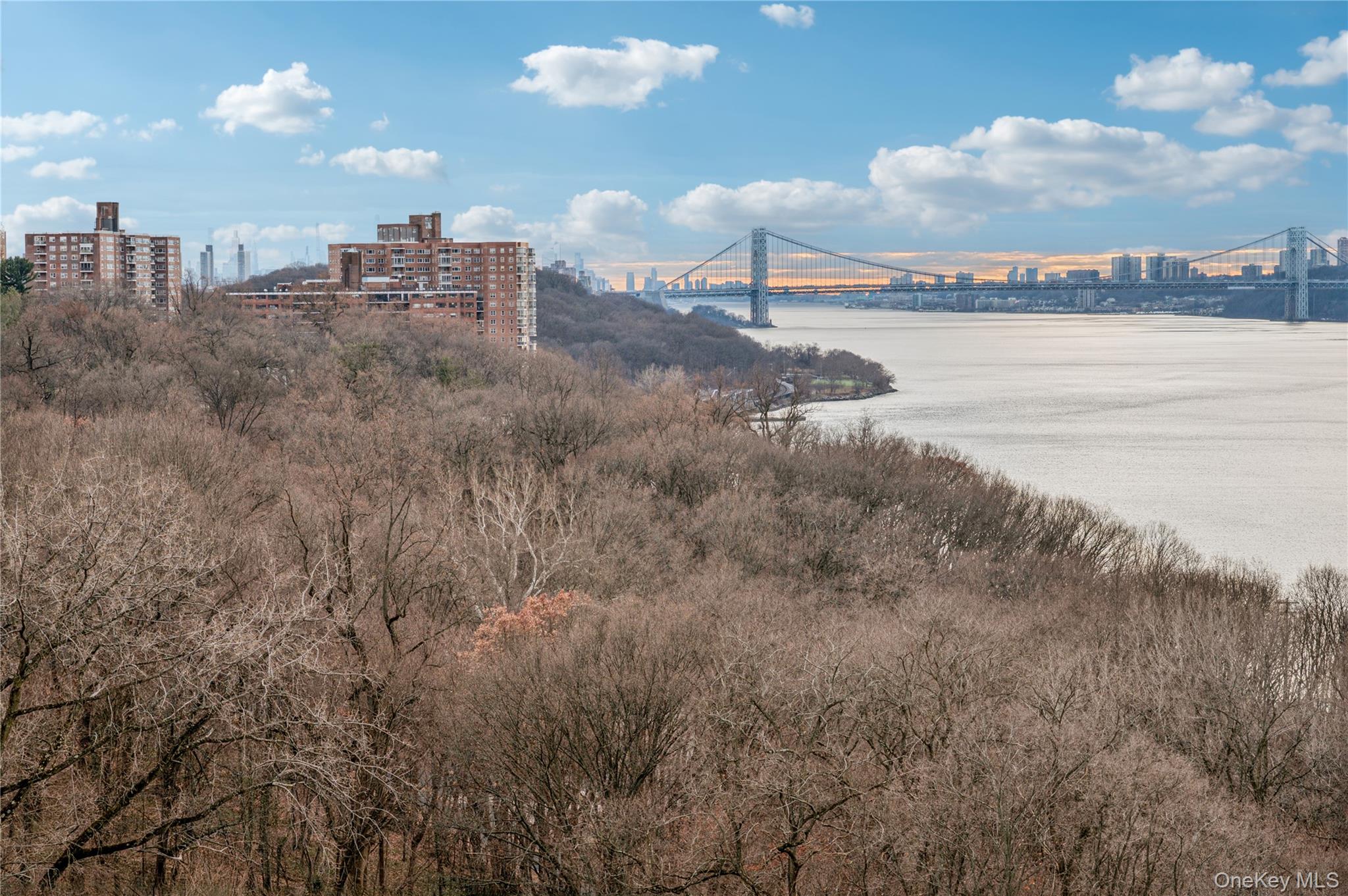 #1 photo, 4455 Douglas Avenue, 브롱크스 Bronx , NY 10471