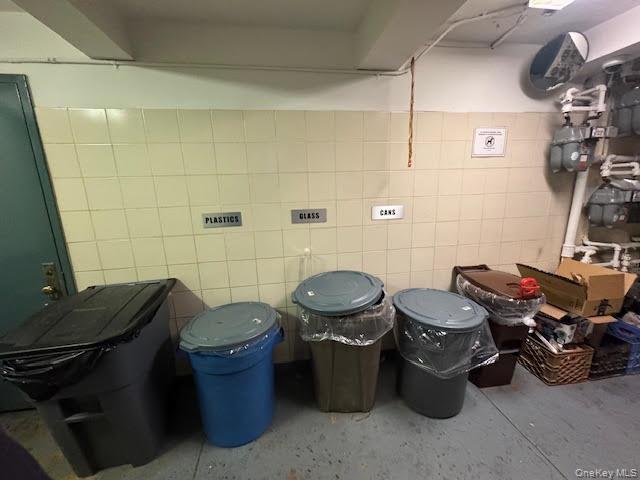 #19 photo, 3017 Riverdale Avenue, Bronx , NY 10463