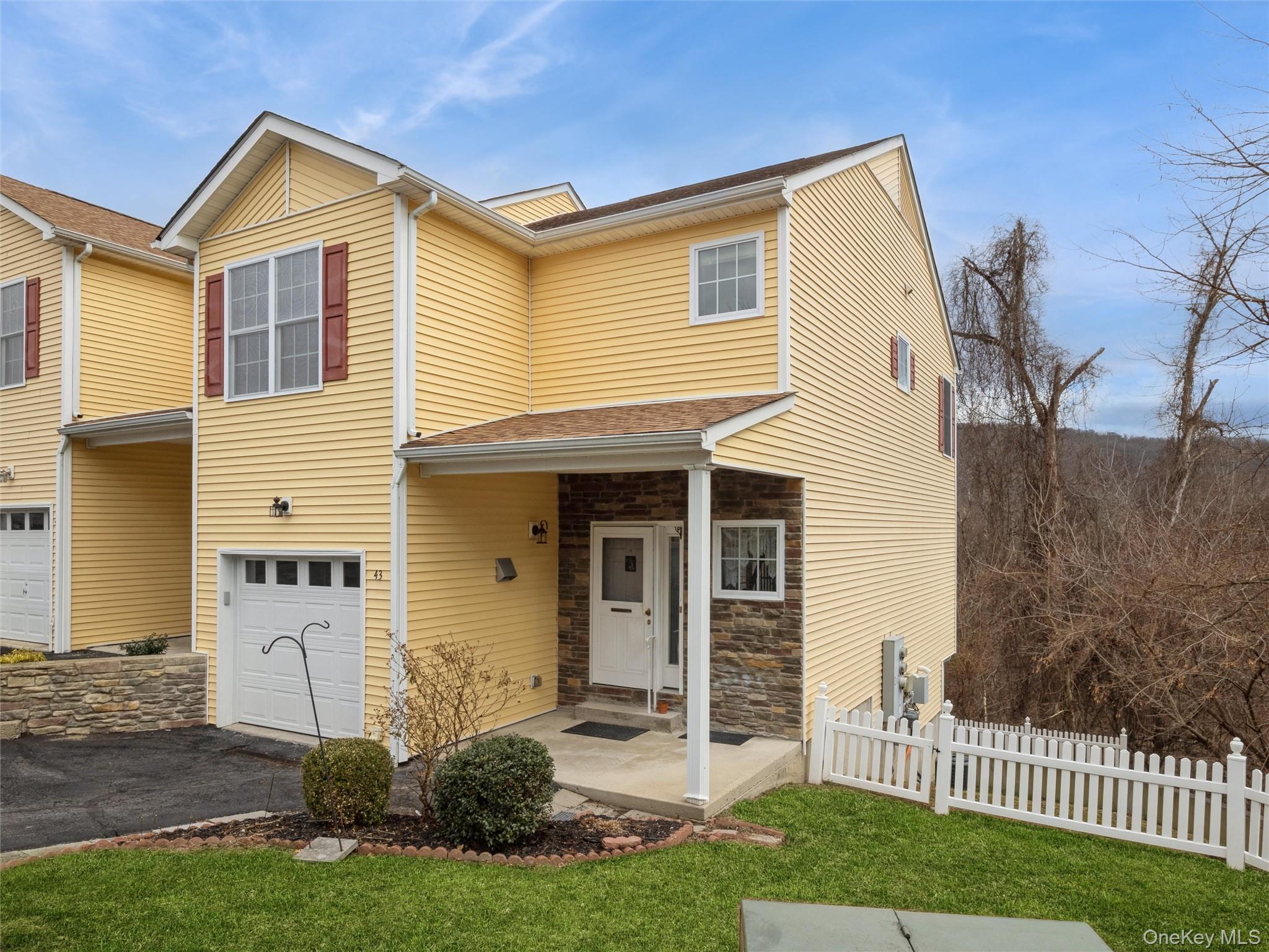 #2 photo, 43 Aveonis Court, Fishkill , NY 12524