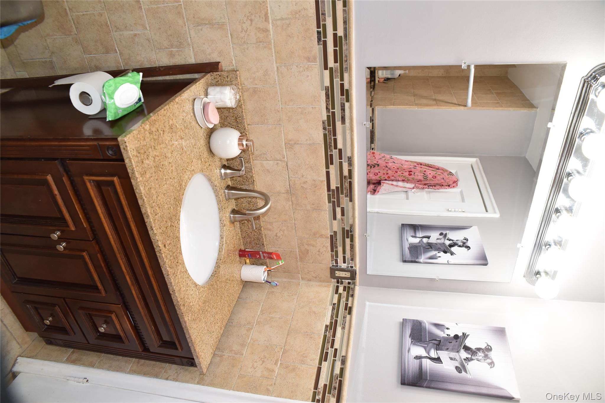 #15 photo, 806 Waring Avenue, Bronx , NY 10467