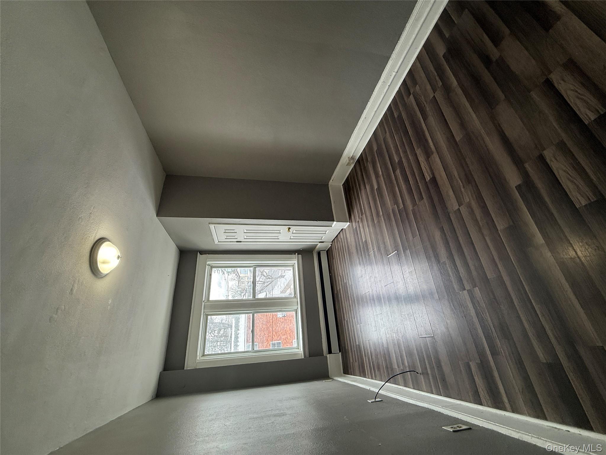 #8 photo, 60 Carroll Street, Poughkeepsie , NY 12601