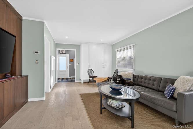 #16 photo, 22 Bay Beach Avenue, 롱 아일랜드 Bayville , NY 11709